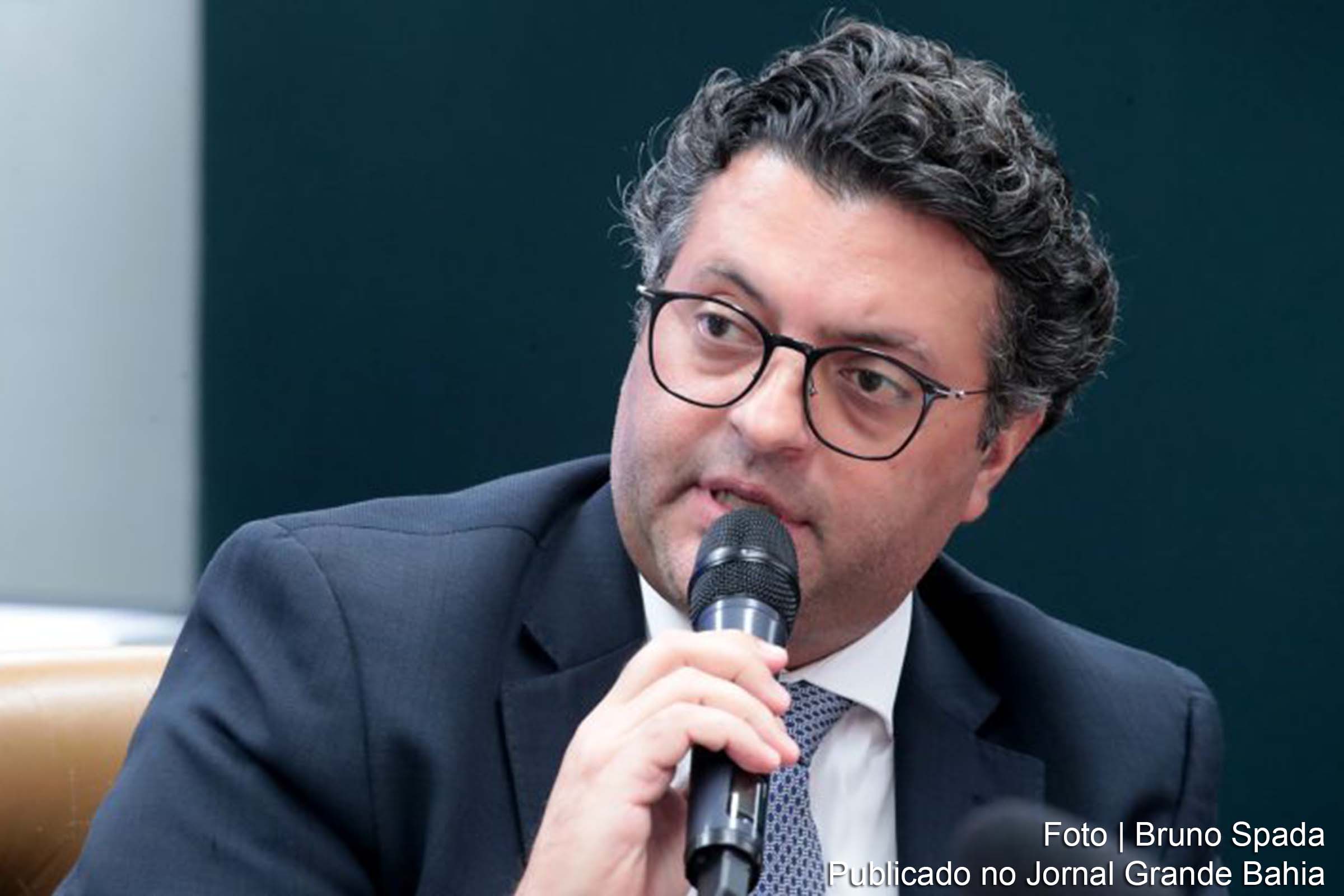 José Luis Felício Filho, presidente da Voepass, detalha condições operacionais e medidas de segurança da empresa em audiência sobre o acidente com o voo 2283.