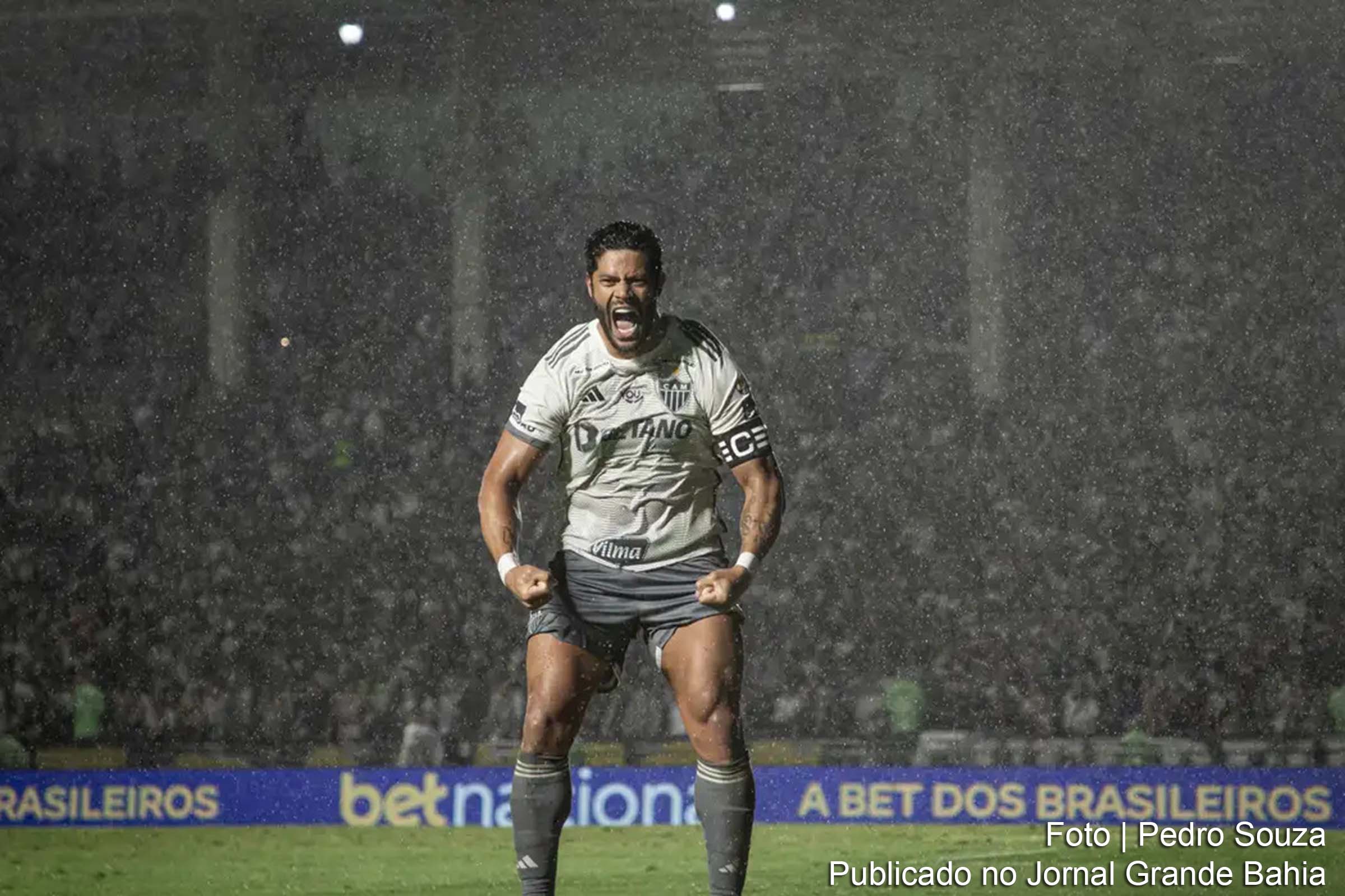 Hulk comemora o gol que garantiu o Atlético-MG na final da Copa do Brasil, após empate com o Vasco no estádio de São Januário.