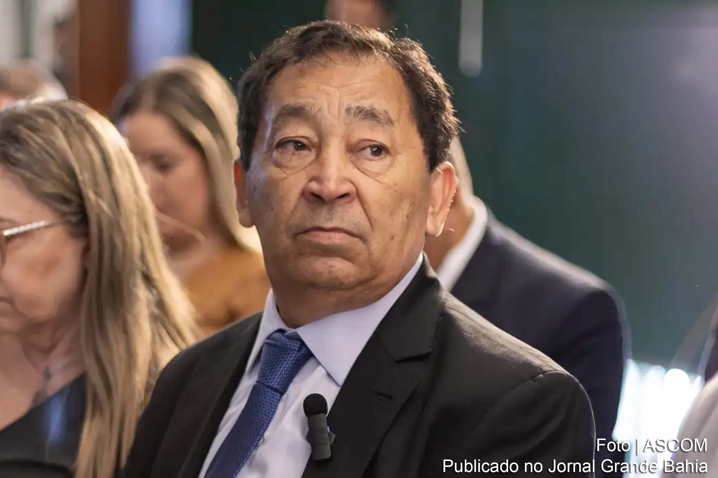 Veículo utilizado no atentado contra o prefeito de Taboão da Serra foi encontrado pela polícia.