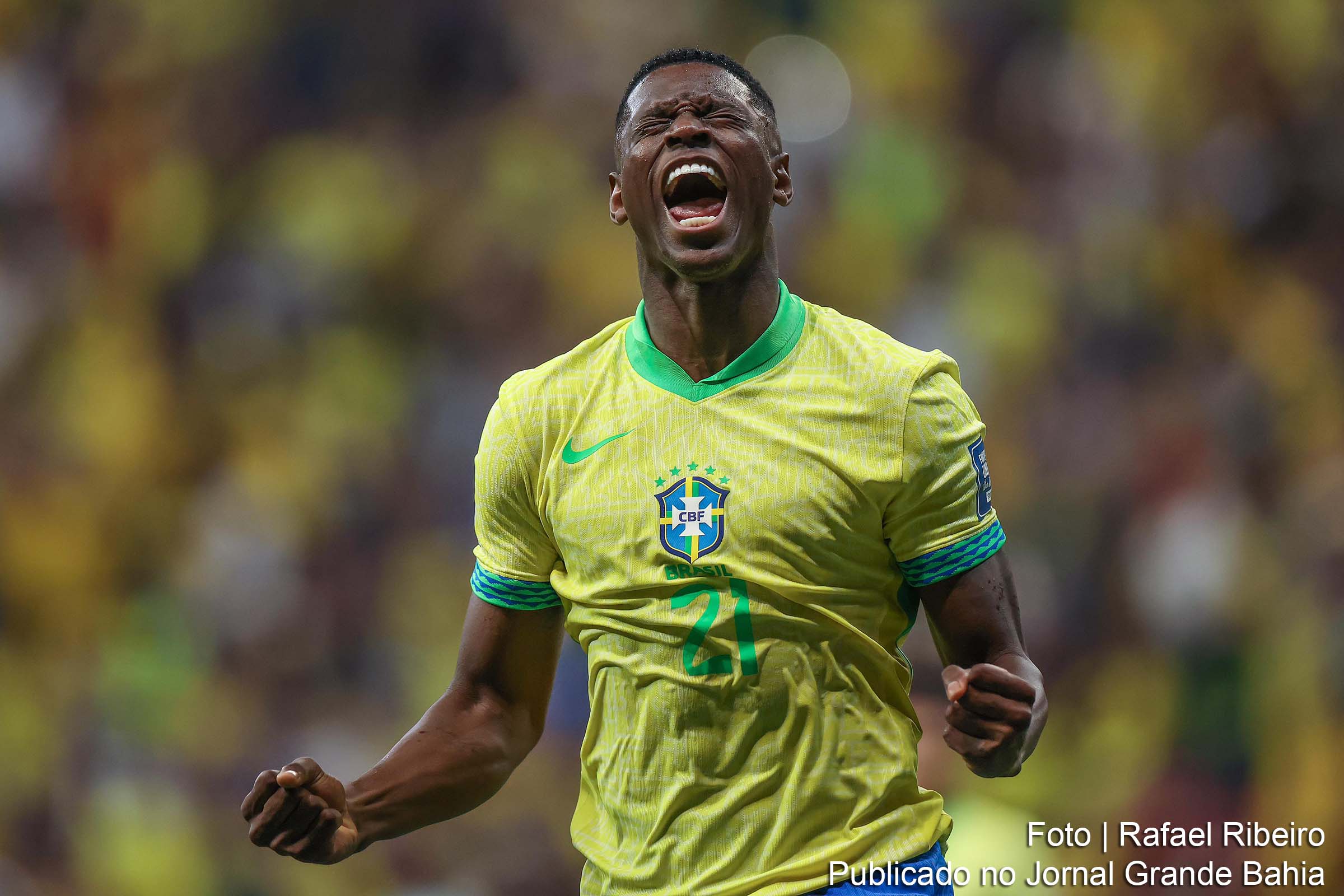 Luiz Henrique comemora após participação decisiva em gols da Seleção Brasileira nas Eliminatórias para a Copa de 2026.