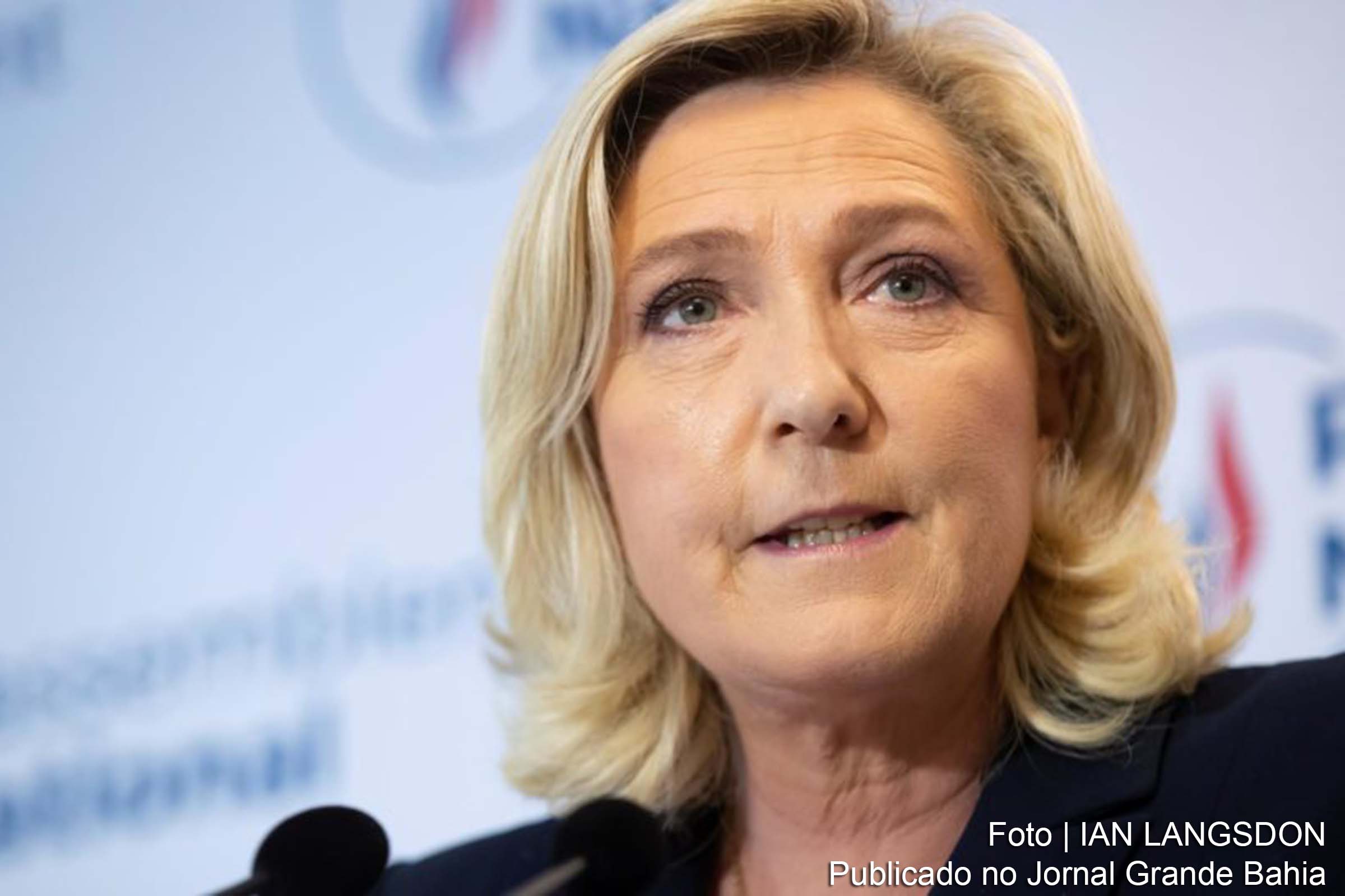 Marine Le Pen pode enfrentar até dez anos de prisão e uma multa de € 1 milhão.