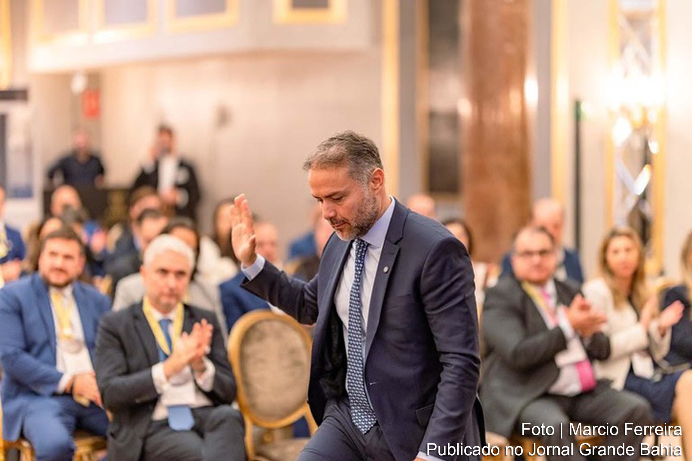 O ministro dos Transportes, Renan Filho, se reuniu com investidores em Madri e participará de encontros em Londres para apresentar os projetos brasileiros.