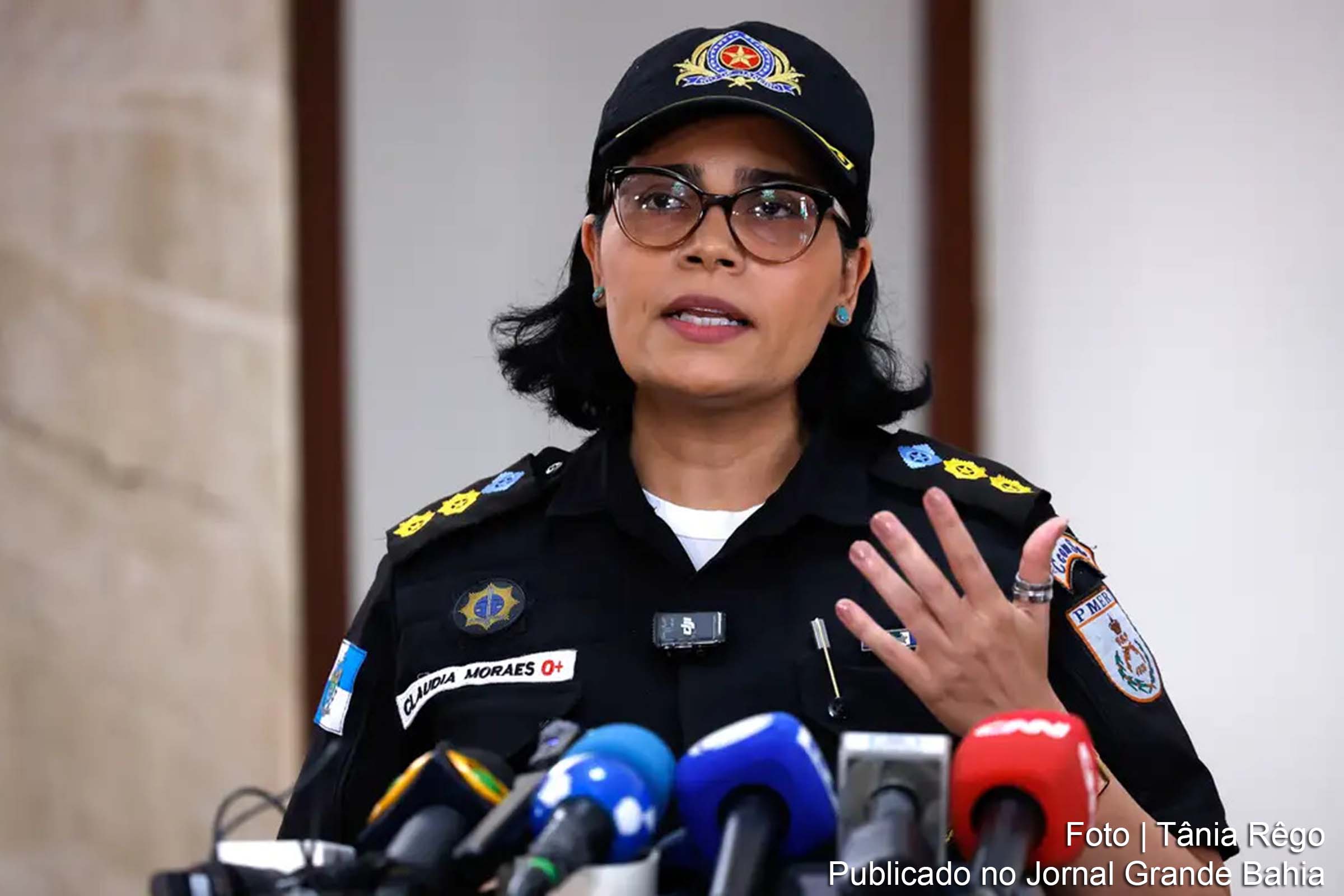 Tenente-coronel Claudia Moraes, porta-voz da Polícia Militar, declarou que houve um confronto intenso.
