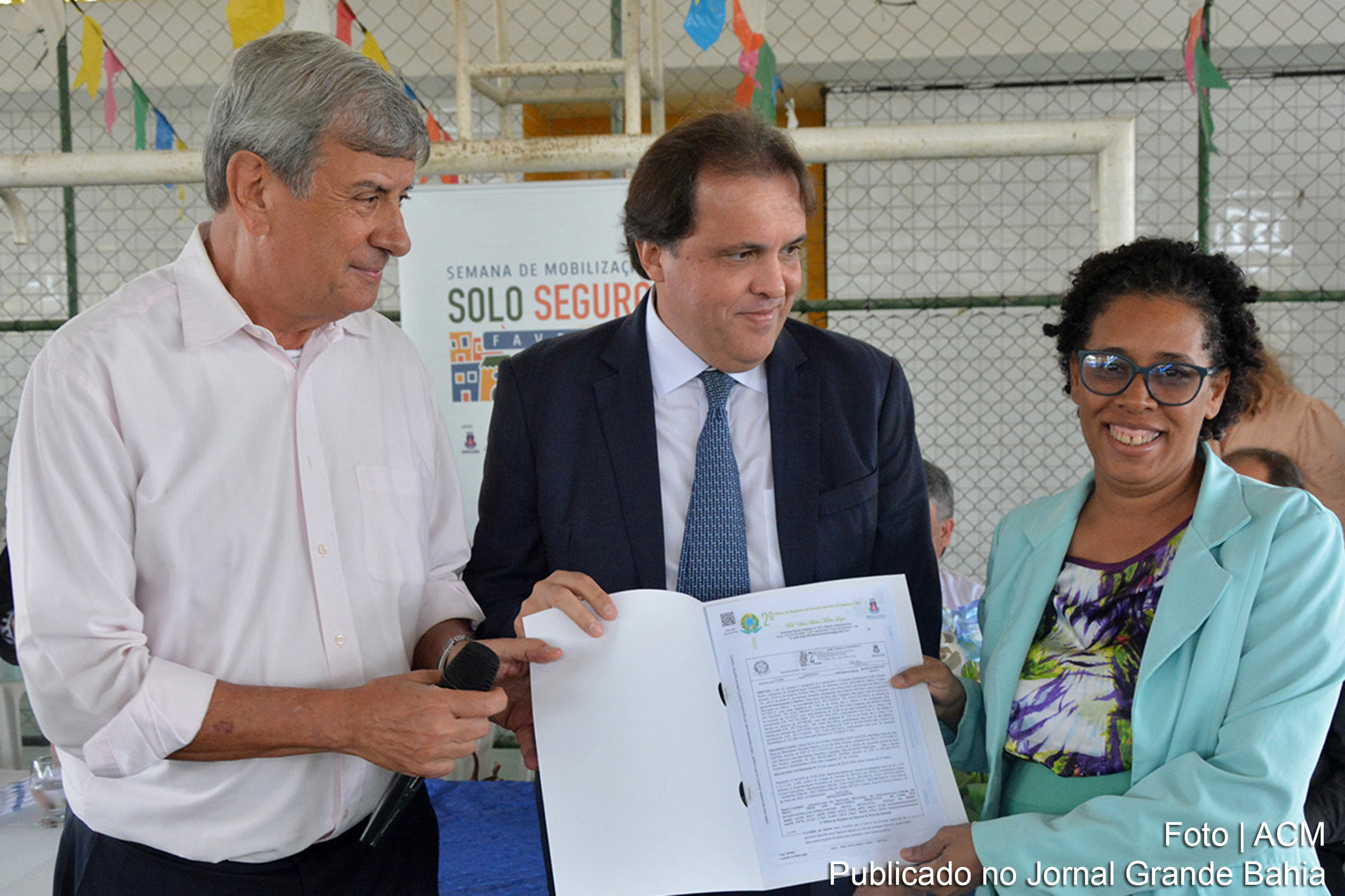 Iniciativa garante escrituras a famílias e impulsiona acesso à moradia.