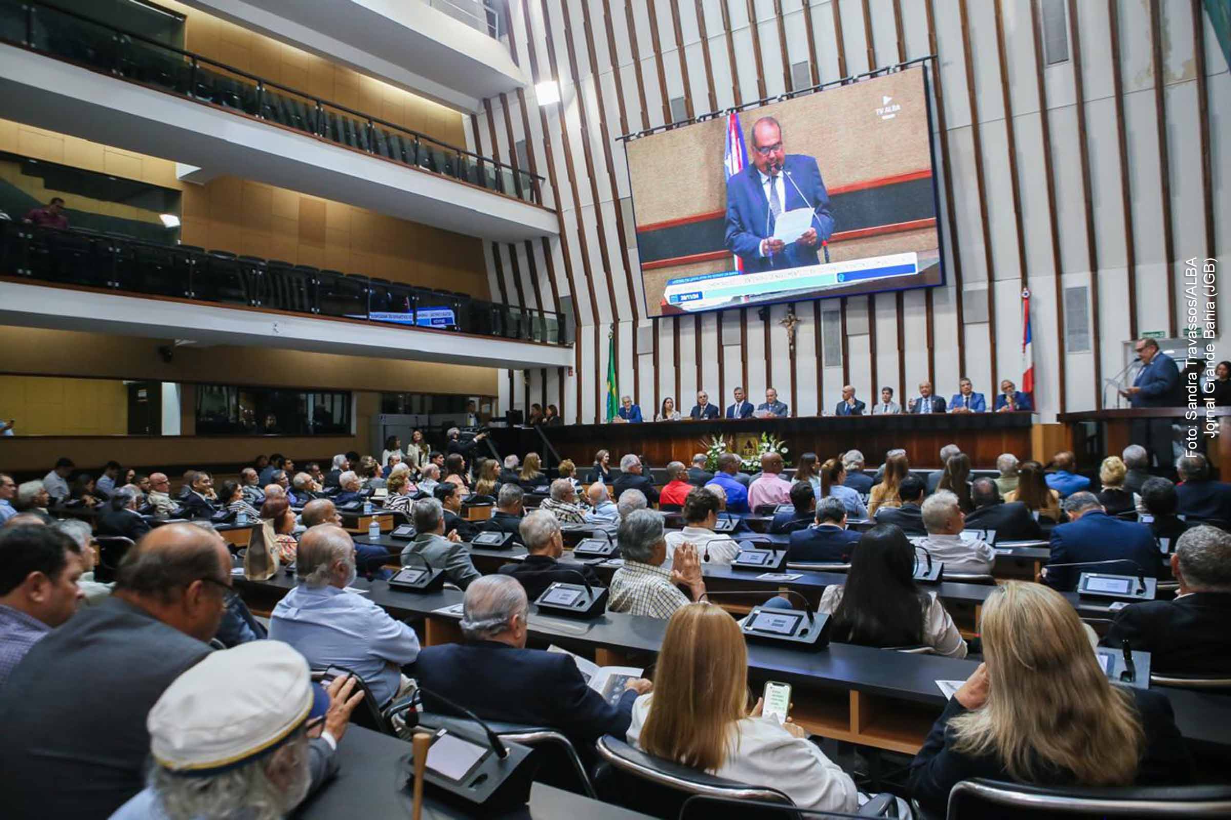 Sessão especial em homenagem a Lomanto Júnior na Assembleia Legislativa da Bahia.