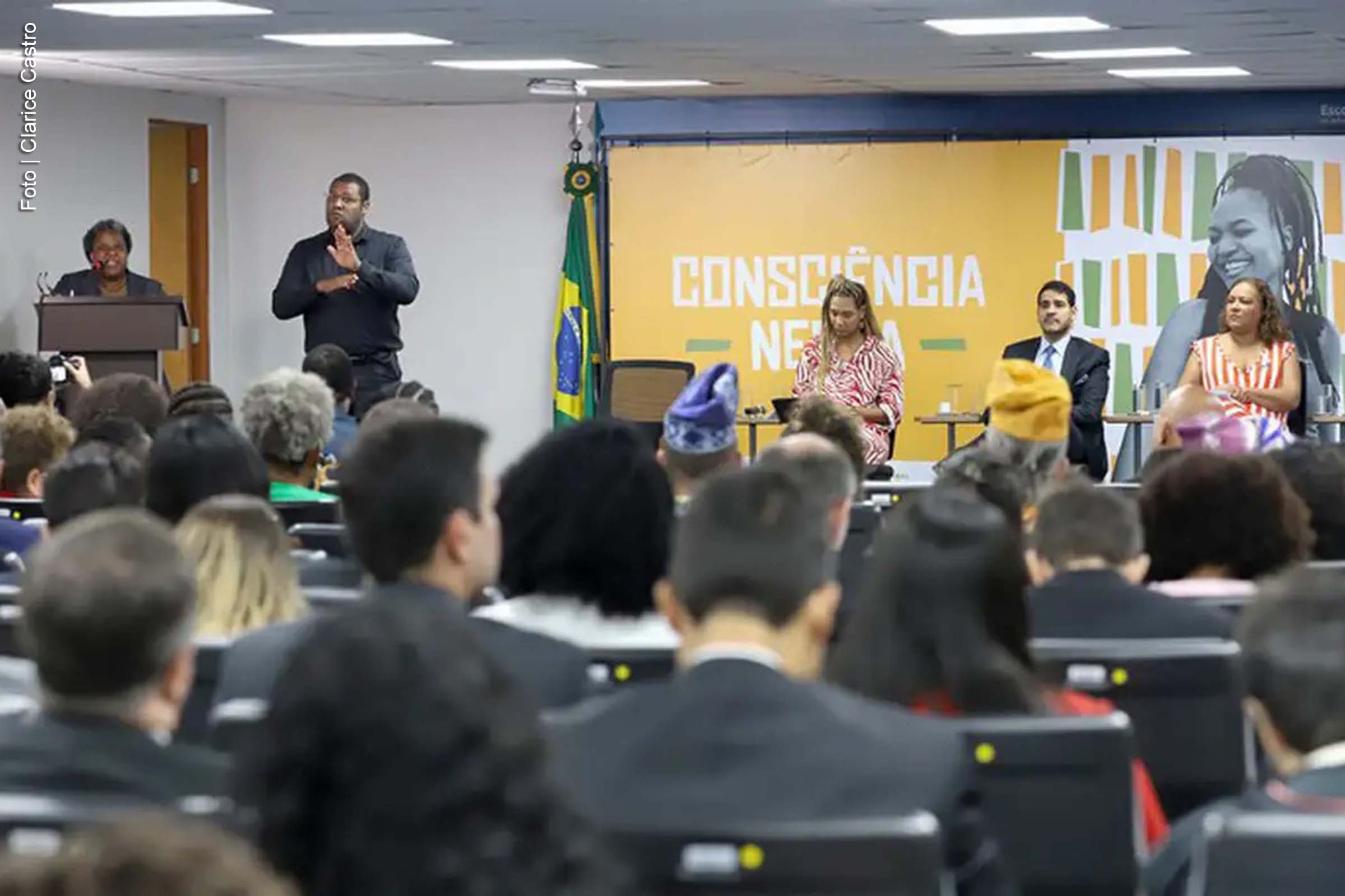 Governo Lula emite pedido público de desculpas pela escravização de pessoas negras no Brasil