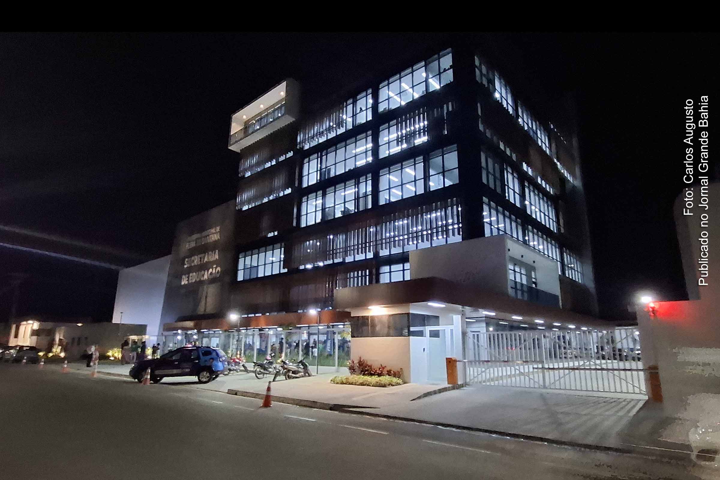 Nova sede da Secretaria Municipal de Educação é inaugurada em Feira de Santana pelo prefeito Colbert Martins Filho