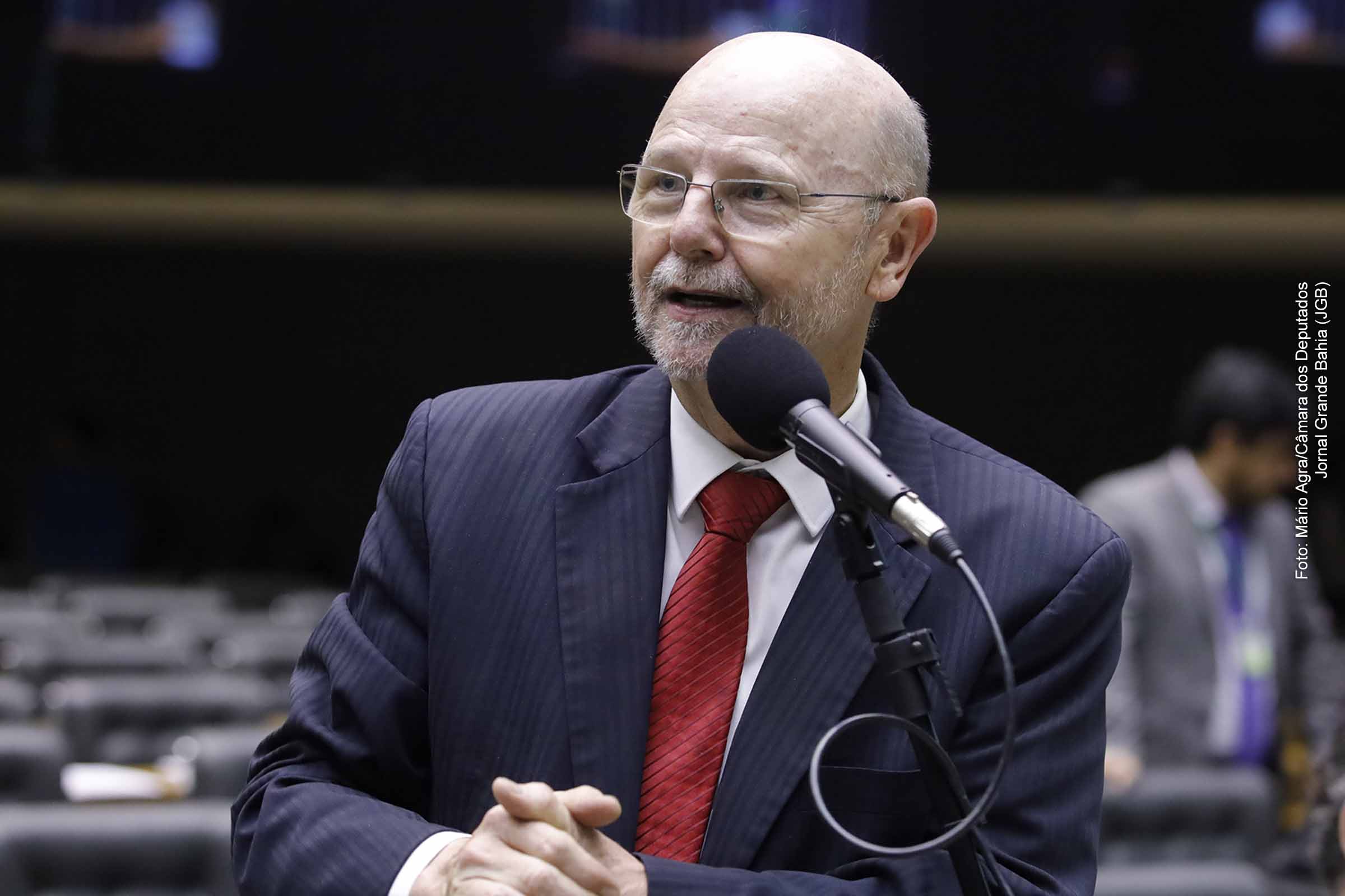 Deputados debatem relatório da PF sobre envolvimento de Jair Bolsonaro em plano de golpe de Estado