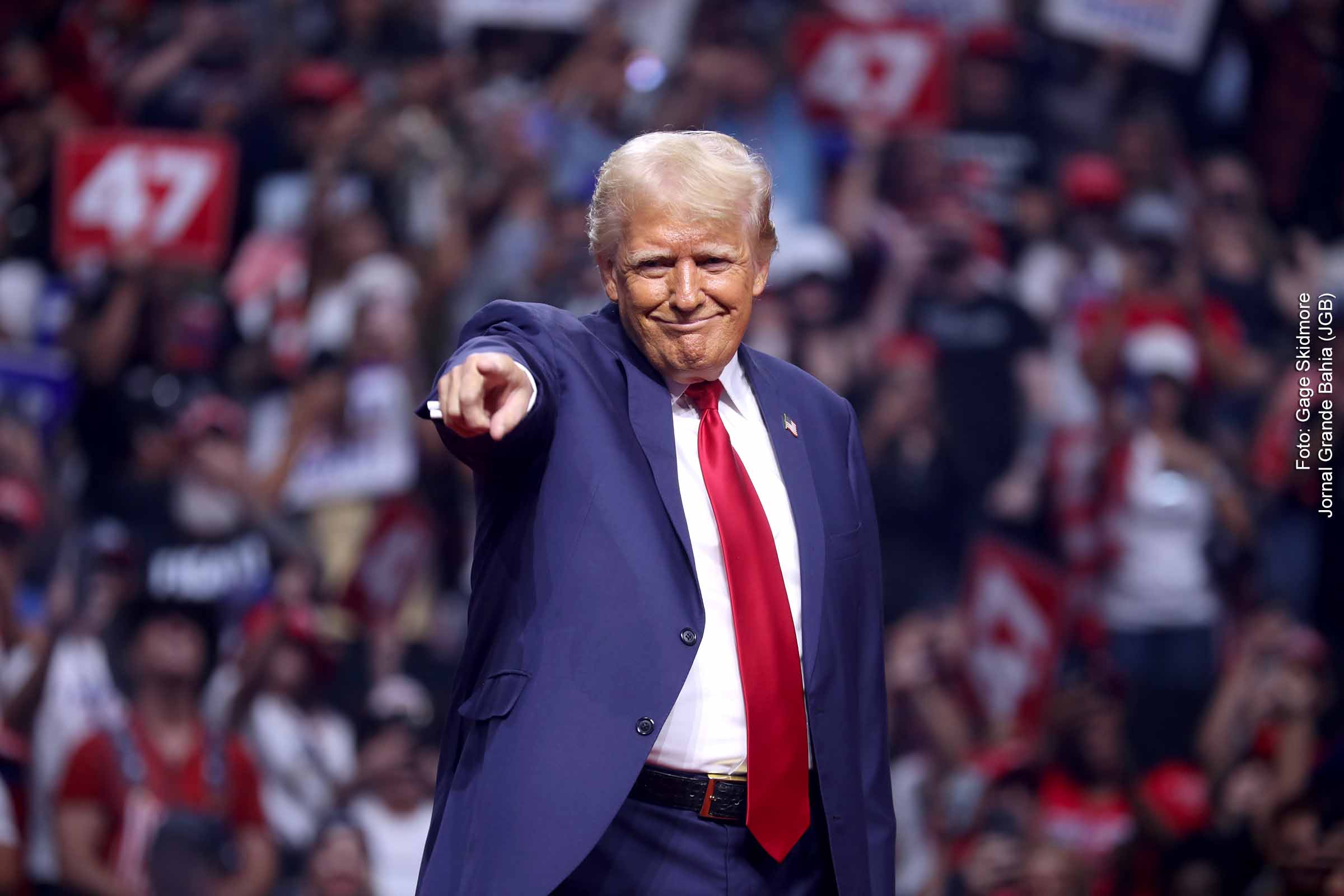 Presidente eleito Donald Trump anuncia Elon Musk, Vivek Ramaswamy, Pete Hegseth e John Ratcliffe como membros do futuro Governo dos EUA