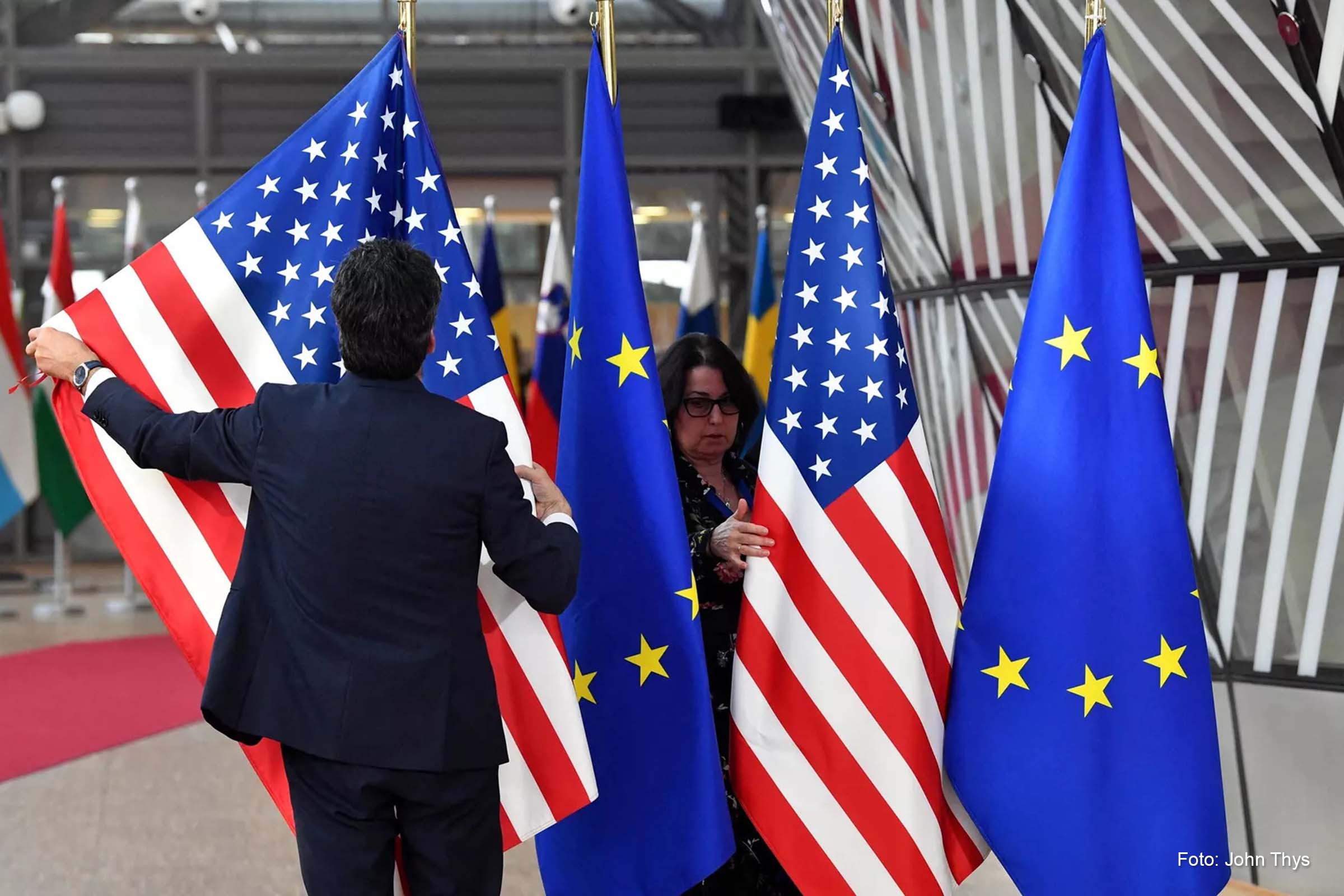 Donald Trump é visto como fator de isolamento para a União Europeia e incentivador de políticas populistas globais.