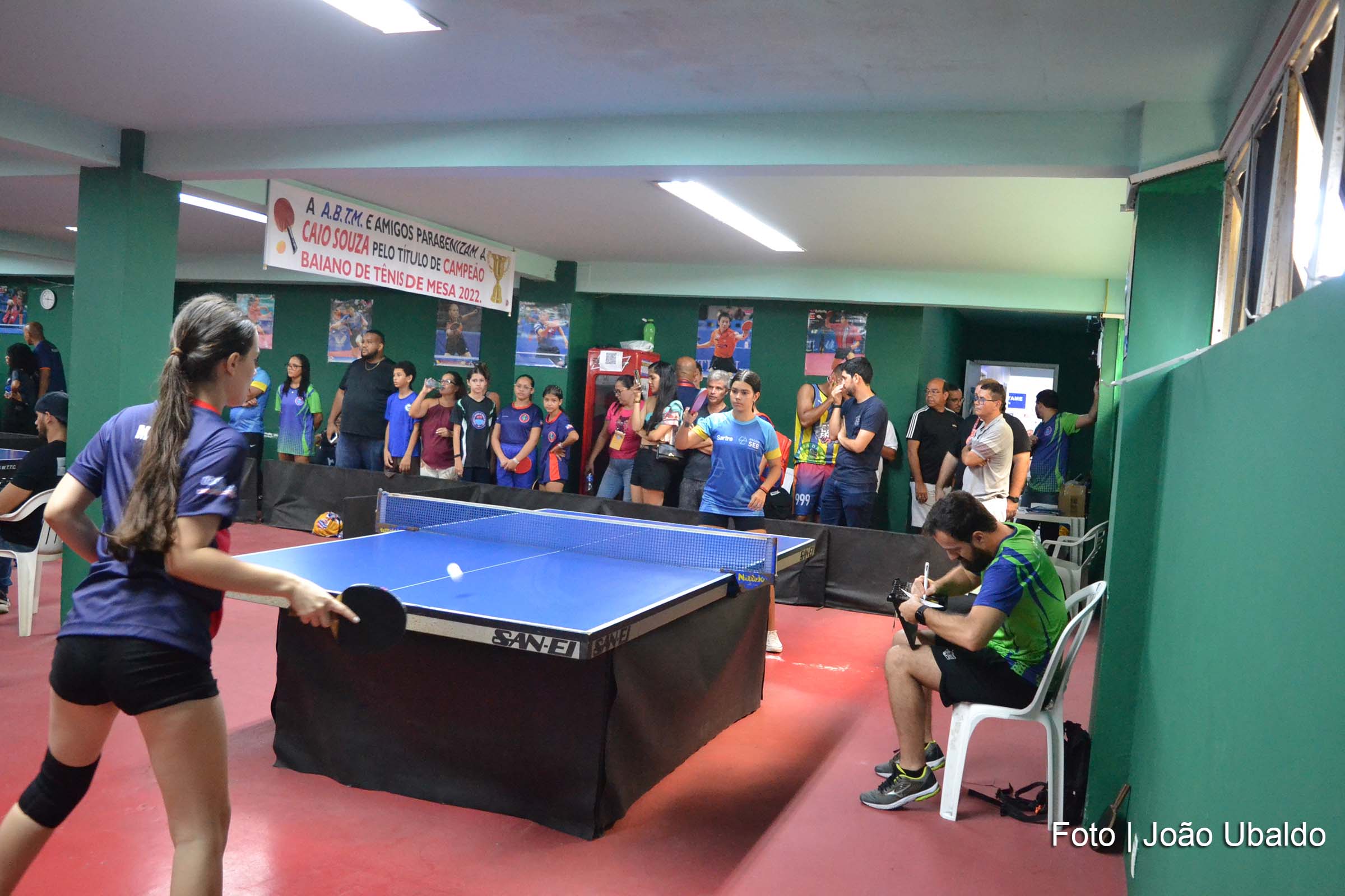 Estudantes atletas baianos embarcam para João Pessoa, onde participarão dos Jogos da Juventude, representando a Bahia nas modalidades esportivas.