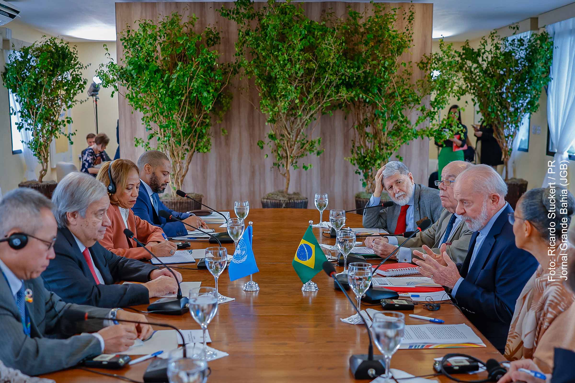 Presidente Luiz Inácio Lula da Silva em reunião com o Secretário-Geral da ONU, António Guterres, no Rio de Janeiro (RJ).