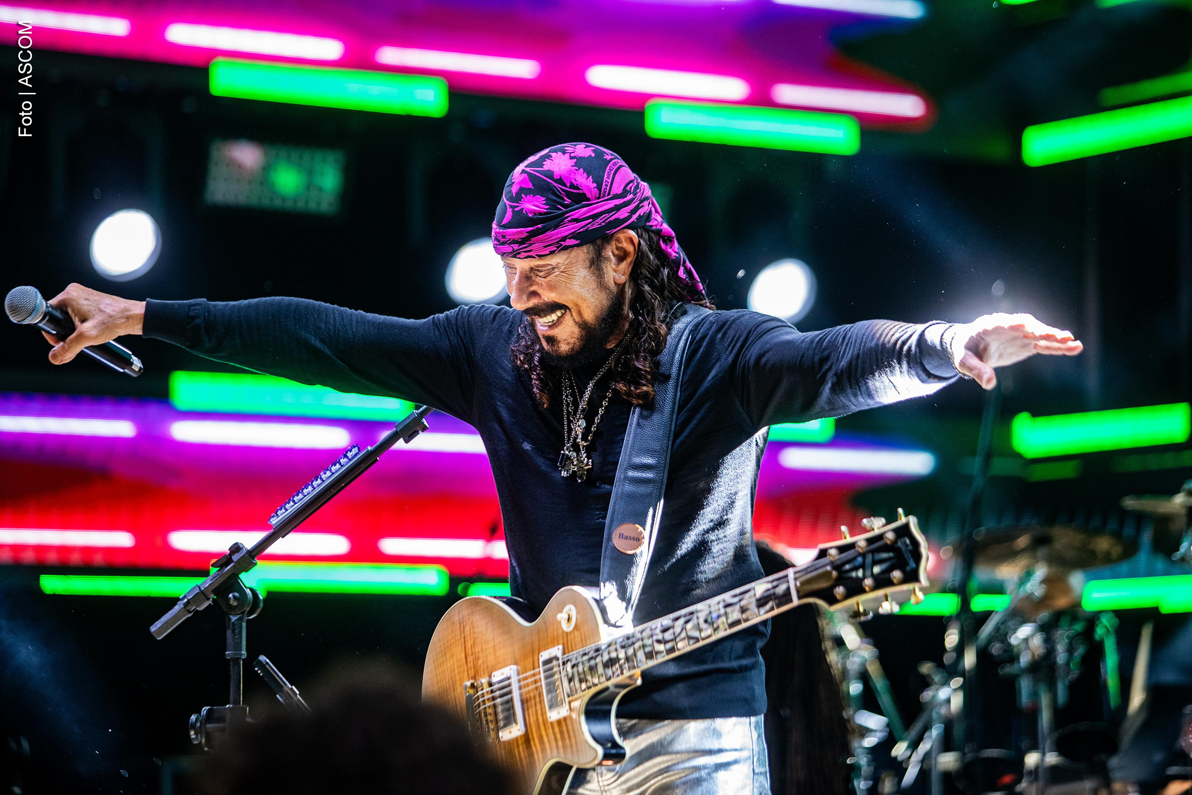 Bell Marques celebra 10 anos de carreira em show no Festival de Morro de São Paulo