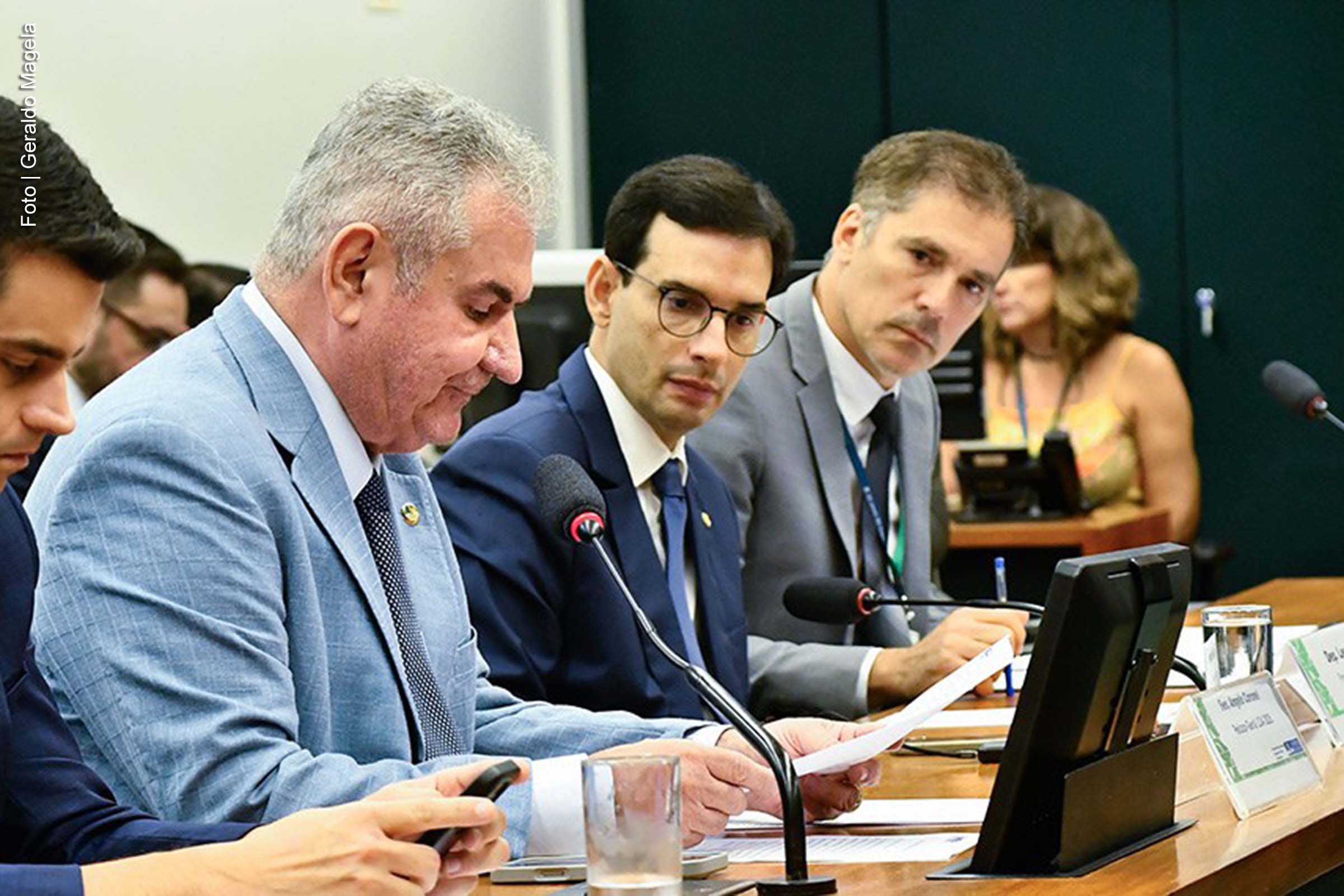 Com o recesso previsto para o final de dezembro, parlamentares trabalham em ritmo acelerado para aprovar a Lei de Diretrizes Orçamentárias e o Orçamento de 2025. Sessões da Comissão Mista de Orçamento e do Plenário devem ocorrer até o dia 19 para garantir a conclusão do processo legislativo.