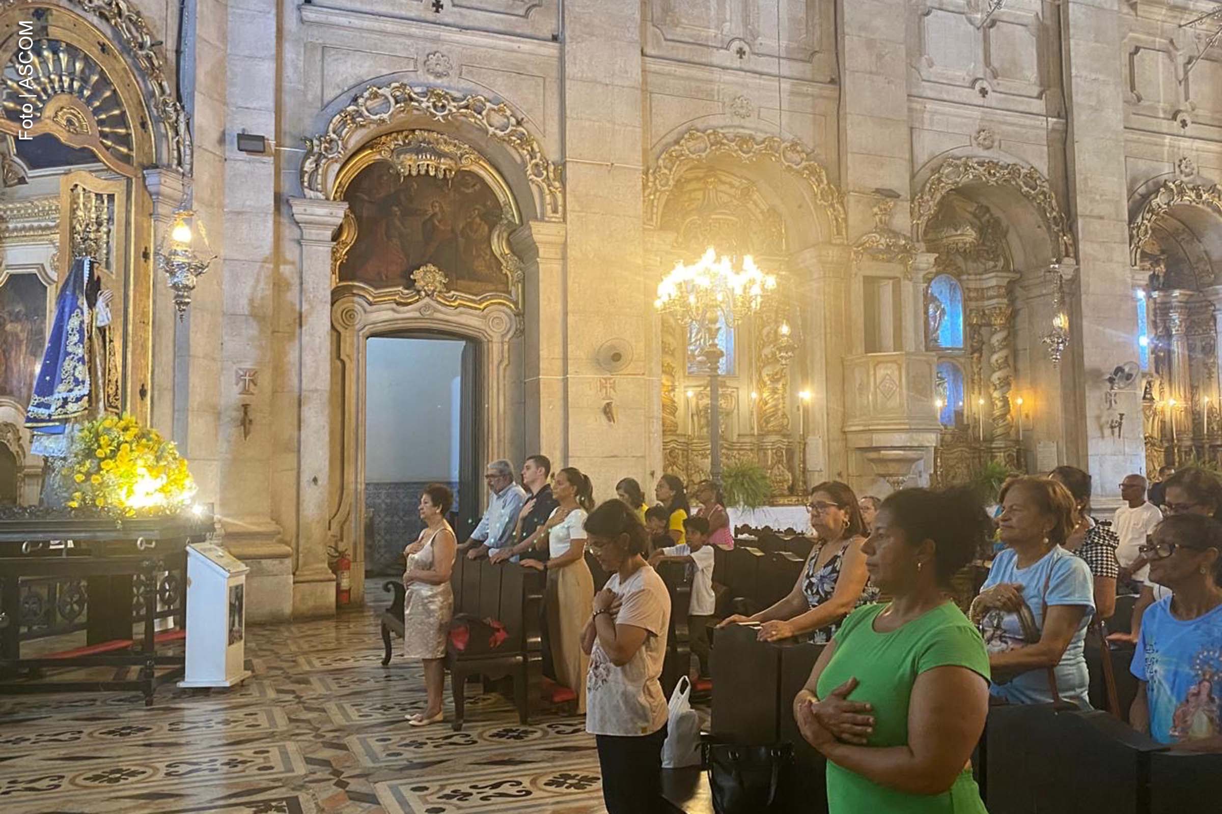 A Secretaria de Turismo do Estado da Bahia (Setur-BA) apoia eventos de turismo religioso e esportivo que ocorrem em Salvador, Camaçari e Canavieiras. Festividades religiosas como as de Nossa Senhora da Conceição da Praia e Santa Bárbara, além de atividades esportivas como a Volta dos 3 Faróis e o Campeonato Baiano de Pesca, atraem público diversificado e fortalecem o setor turístico.