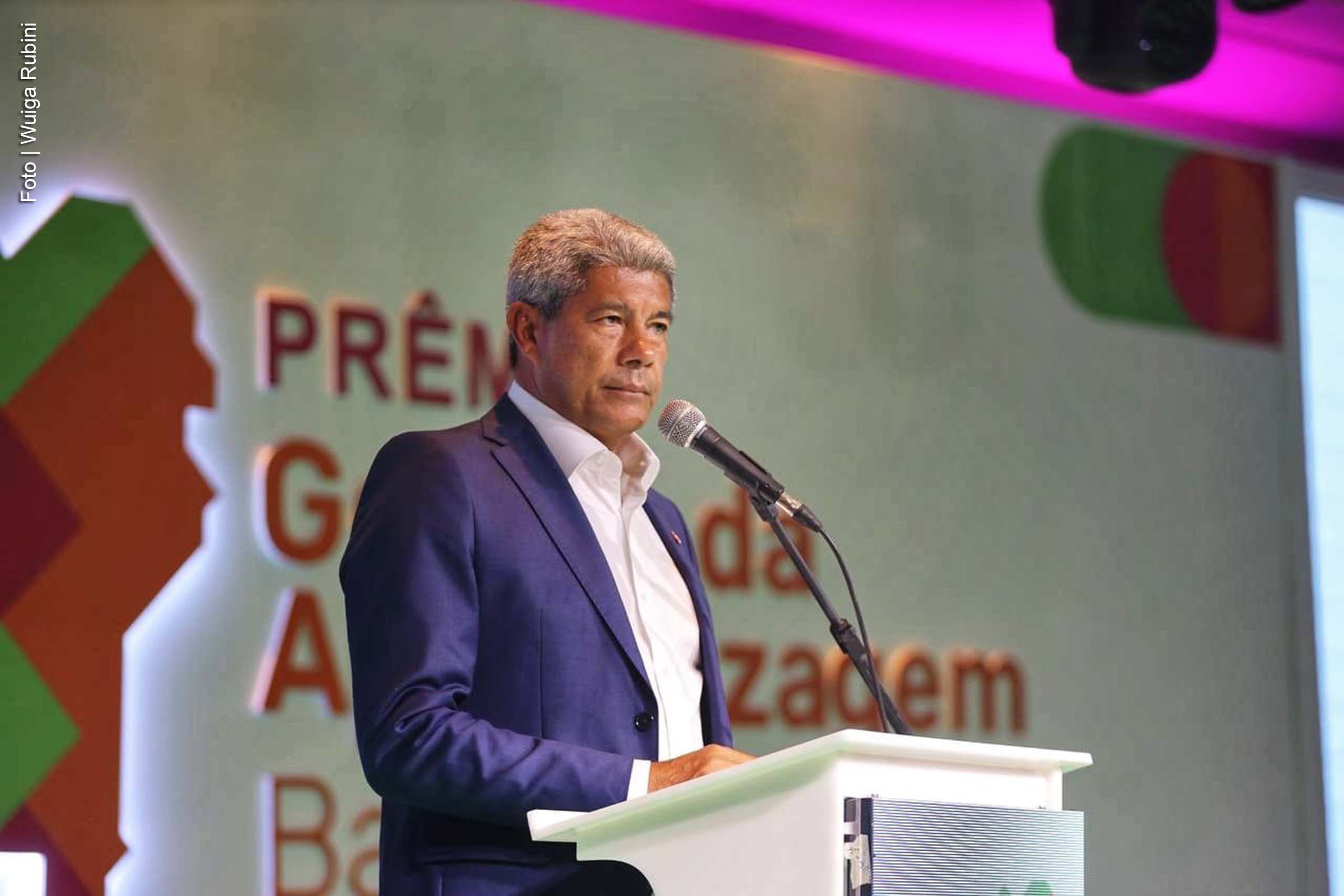 A Secretaria da Educação da Bahia (SEC) realiza, até sexta-feira (13), o 2º Seminário de Gestão do Conhecimento, em Costa do Sauípe. O evento avalia o desempenho do ano letivo de 2024, premia escolas estaduais e define estratégias para a educação pública no estado em 2025.