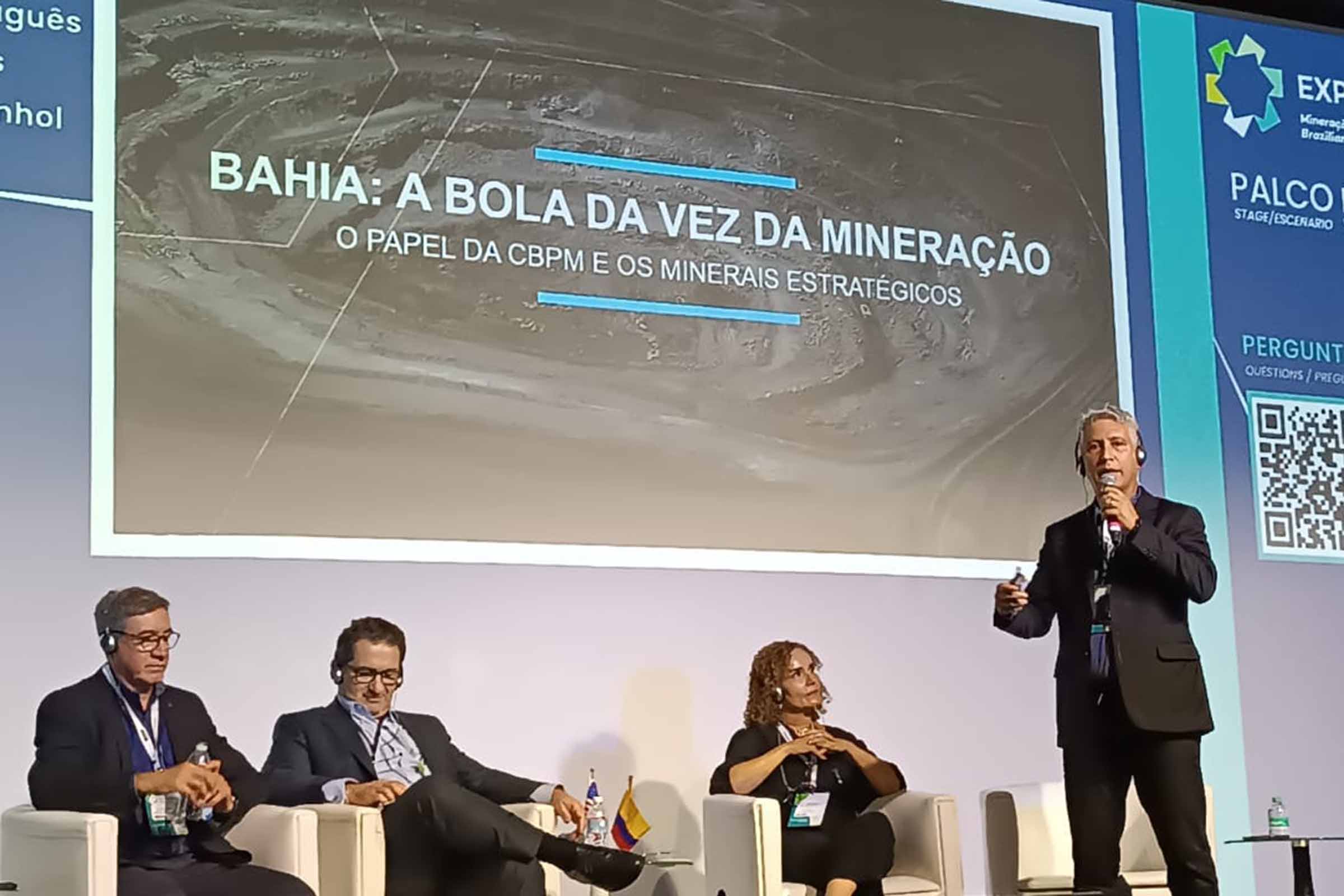 Henrique Carballal, presidente da CBPM, durante o seminário realizado no Fera Palace Hotel, discutindo a transição energética e o futuro das riquezas minerais da Bahia.