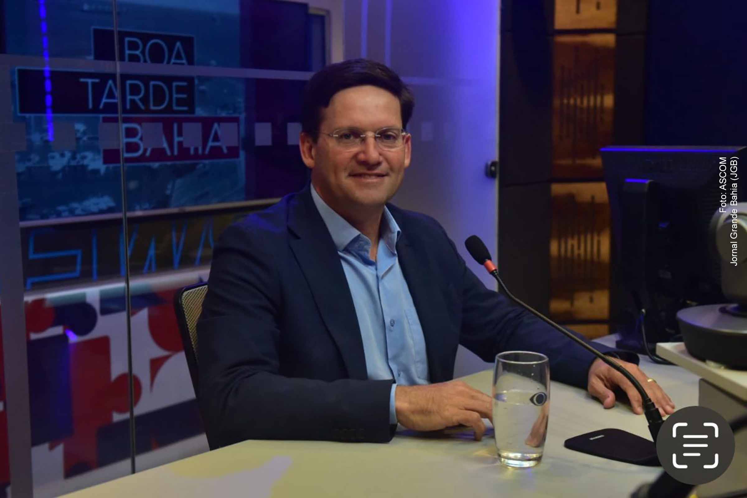 João Roma, presidente do PL na Bahia, reafirma apoio a Jair Bolsonaro e anuncia planos para as eleições de 2026, tanto no plano nacional quanto estadual.