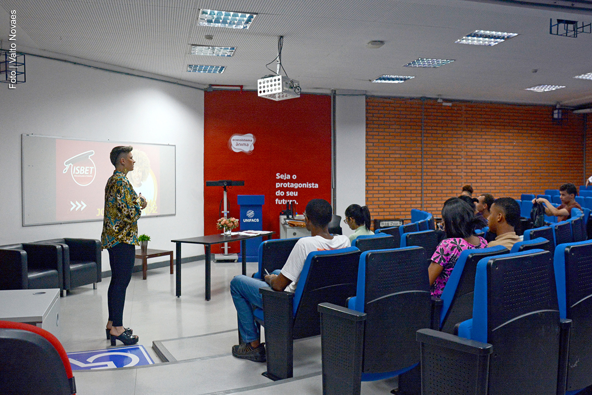 Feira de Santana: Governo Colbert Martins promove última edição de Orientação Profissional com foco em gestão do tempo