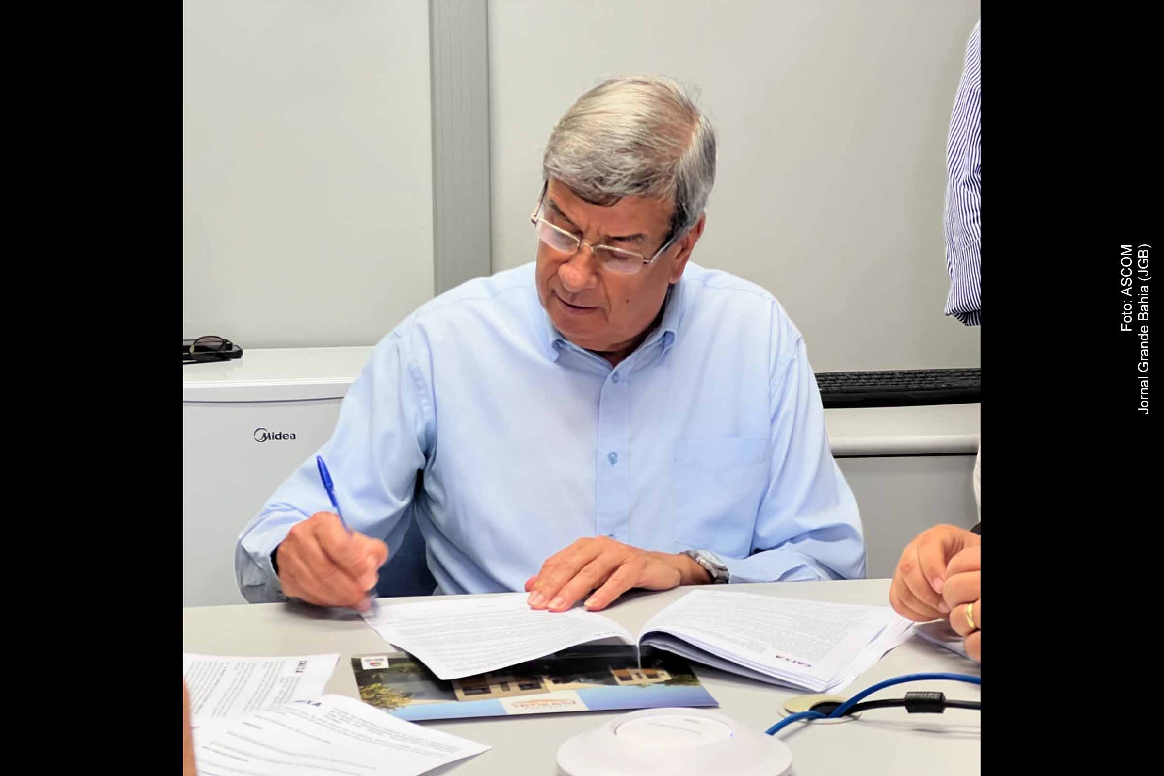 Prefeito Colbert Martins sanciona lei que autoriza empréstimo de R$ 389 milhões para o Programa Feira 200 Anos