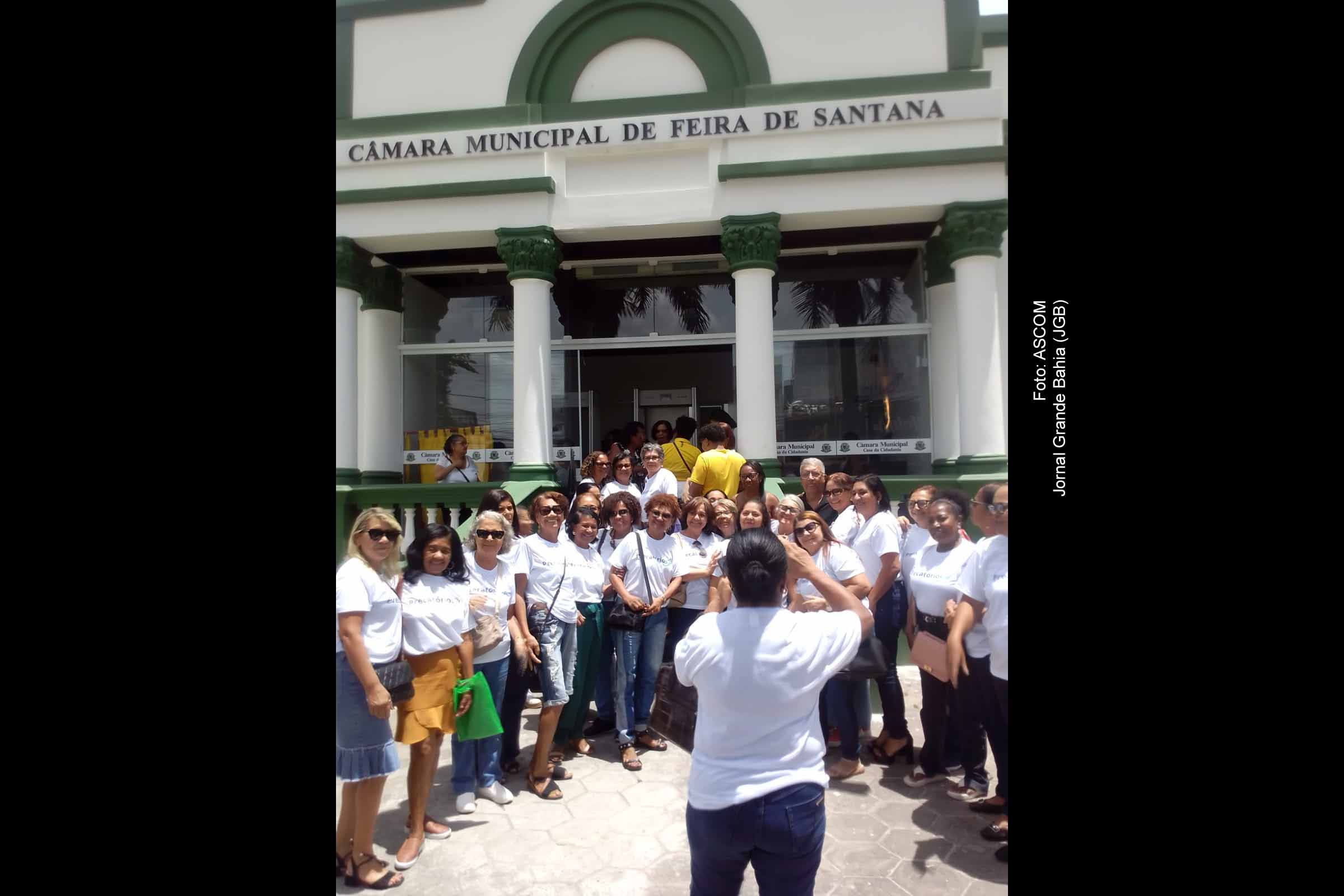 Professores da rede municipal de Feira de Santana durante votação do projeto de antecipação dos precatórios do Fundef na Câmara.