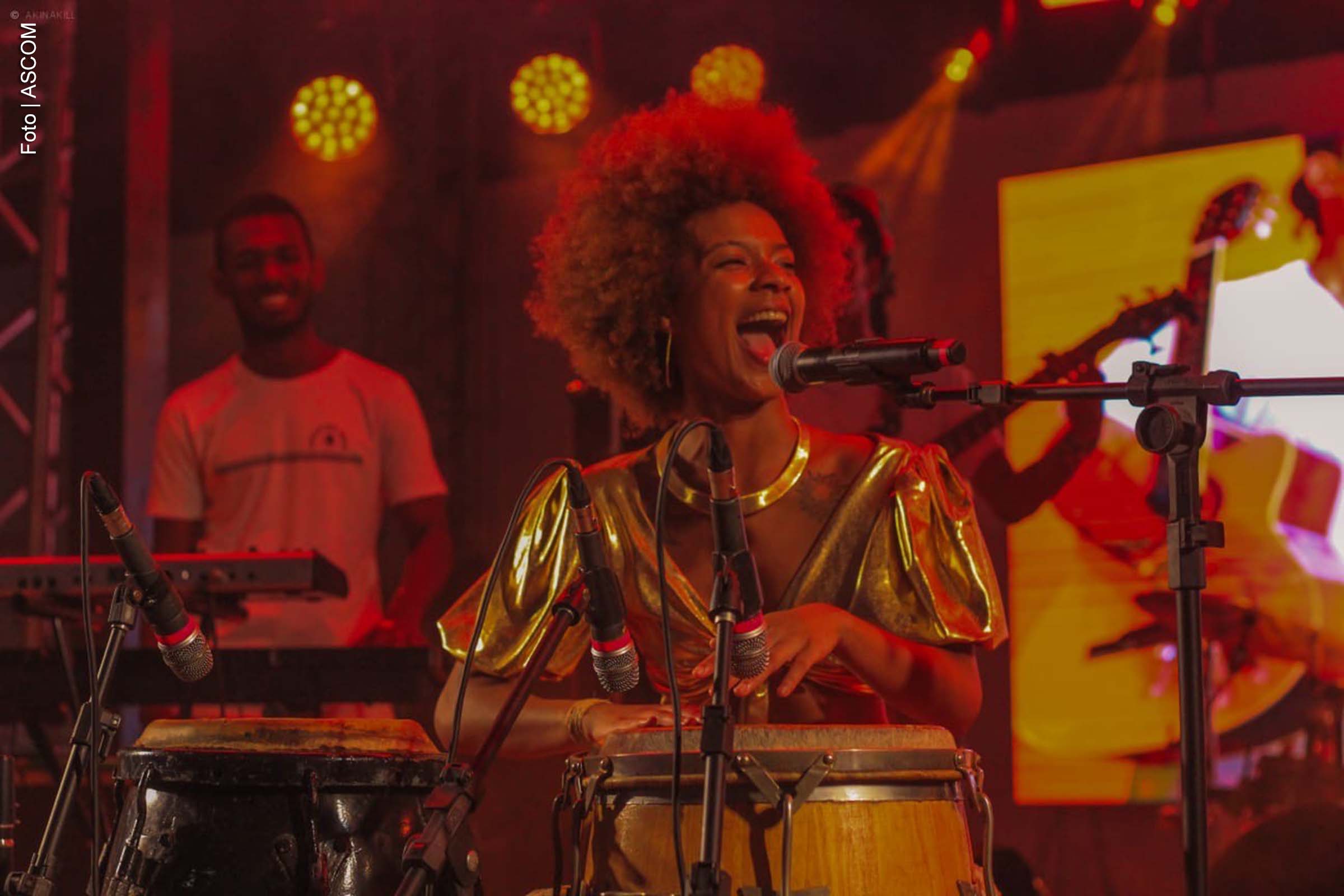 O Recôncavo Afro Festival encerra sua primeira edição em Salvador, entre os dias 12 e 15 de dezembro, no Largo Pedro Archanjo, Pelourinho. Com entrada gratuita, o evento reúne música, dança, exposições e cinema, destacando a diversidade cultural do Recôncavo Baiano.
