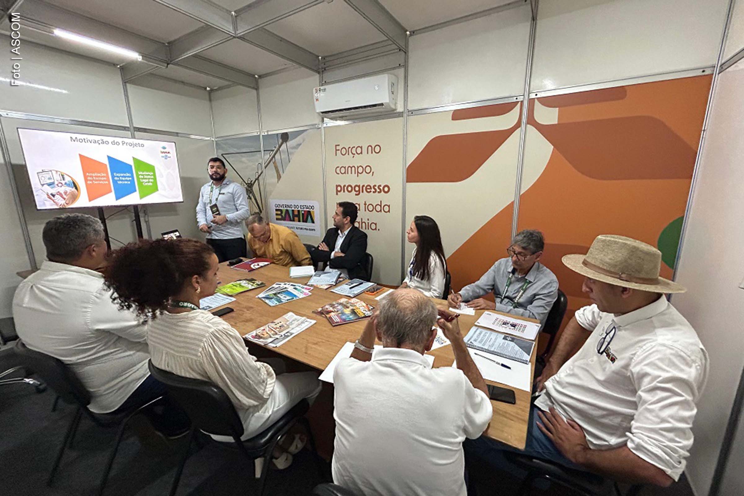 O Sebrae apresentou, na 33ª Fenagro, um plano executivo para a expansão do Centro Tecnológico Agropecuário da Bahia (Cetab). O projeto, desenvolvido em parceria com a Secretaria da Agricultura da Bahia (Seagri), busca reestruturar a instituição e ampliar sua atuação no agronegócio baiano.