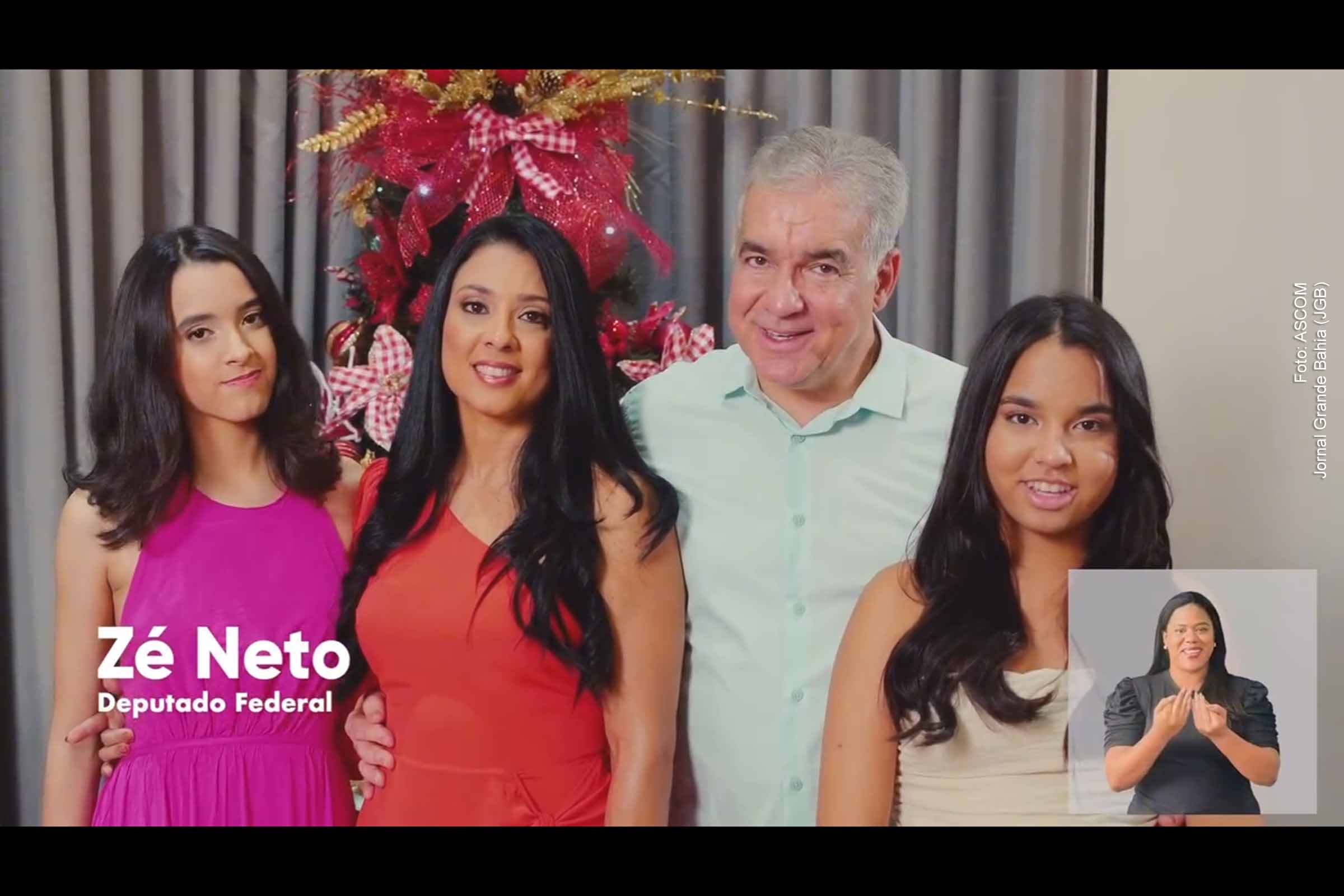 Zé Neto, acompanhado de sua esposa Naiana Santana e suas filhas Maria e Luiza, compartilha mensagem de Natal e Ano Novo com a população.