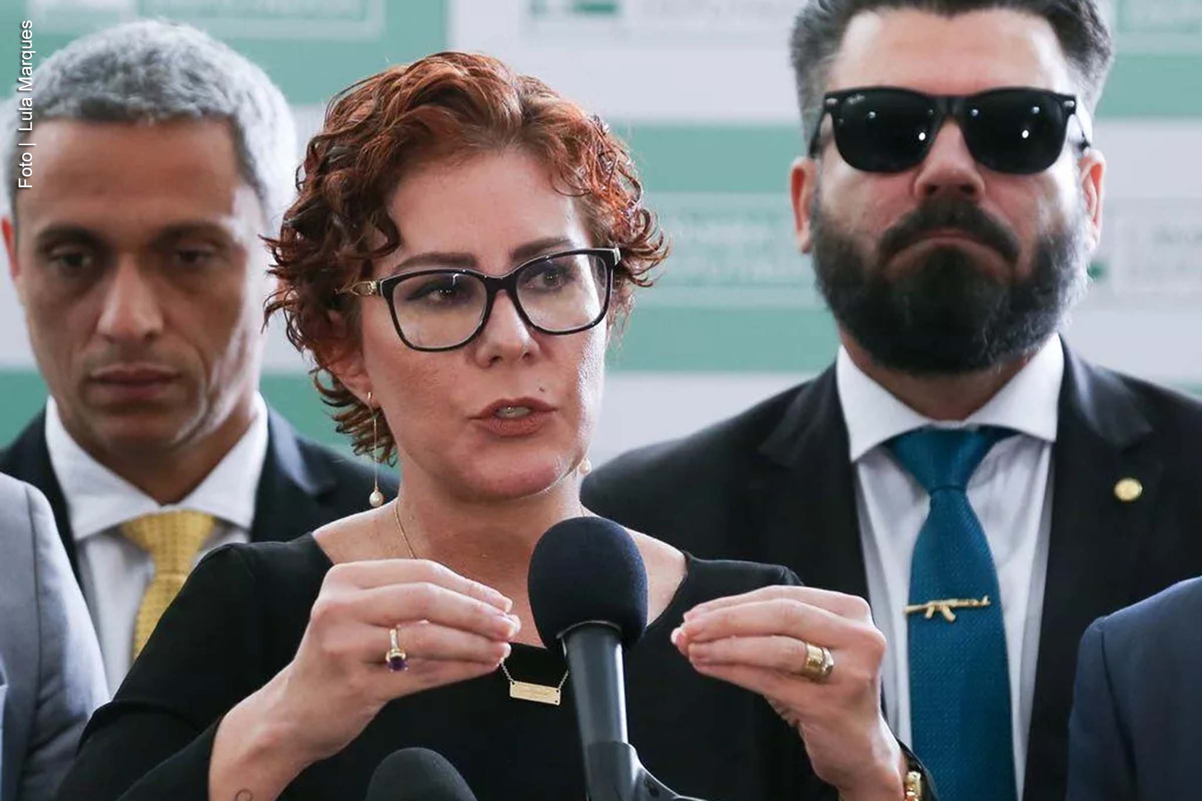 TRE de São Paulo cassa mandato de Carla Zambelli por disseminação de fake news e abuso de poder político