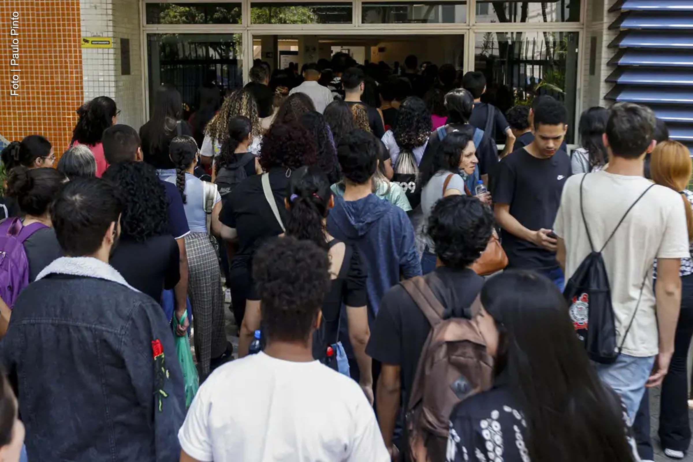 TCU suspende R$ 6 bilhões do programa Pé de Meia; MEC refuta alegações de irregularidade