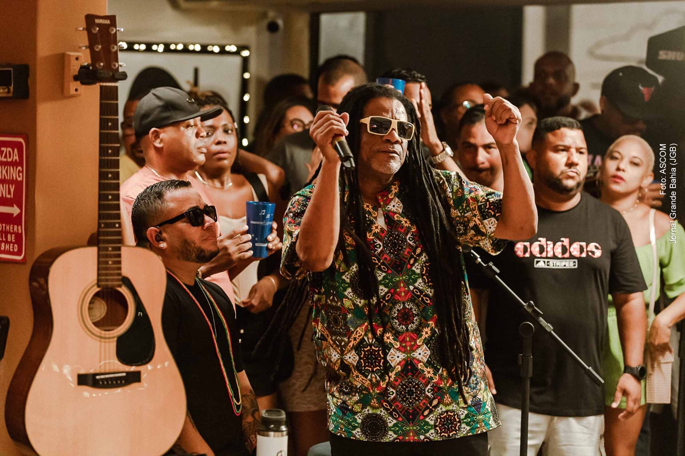 O Macaco Sessions celebrou o legado do Olodum em episódio lançado em janeiro de 2025, gravado em Salvador durante a turnê “Olodum Bahia Viva”. A produção inclui clássicos do samba-reggae e está disponível no YouTube, consolidando-se como um registro da história do bloco afro e de sua contribuição para a cultura brasileira.
