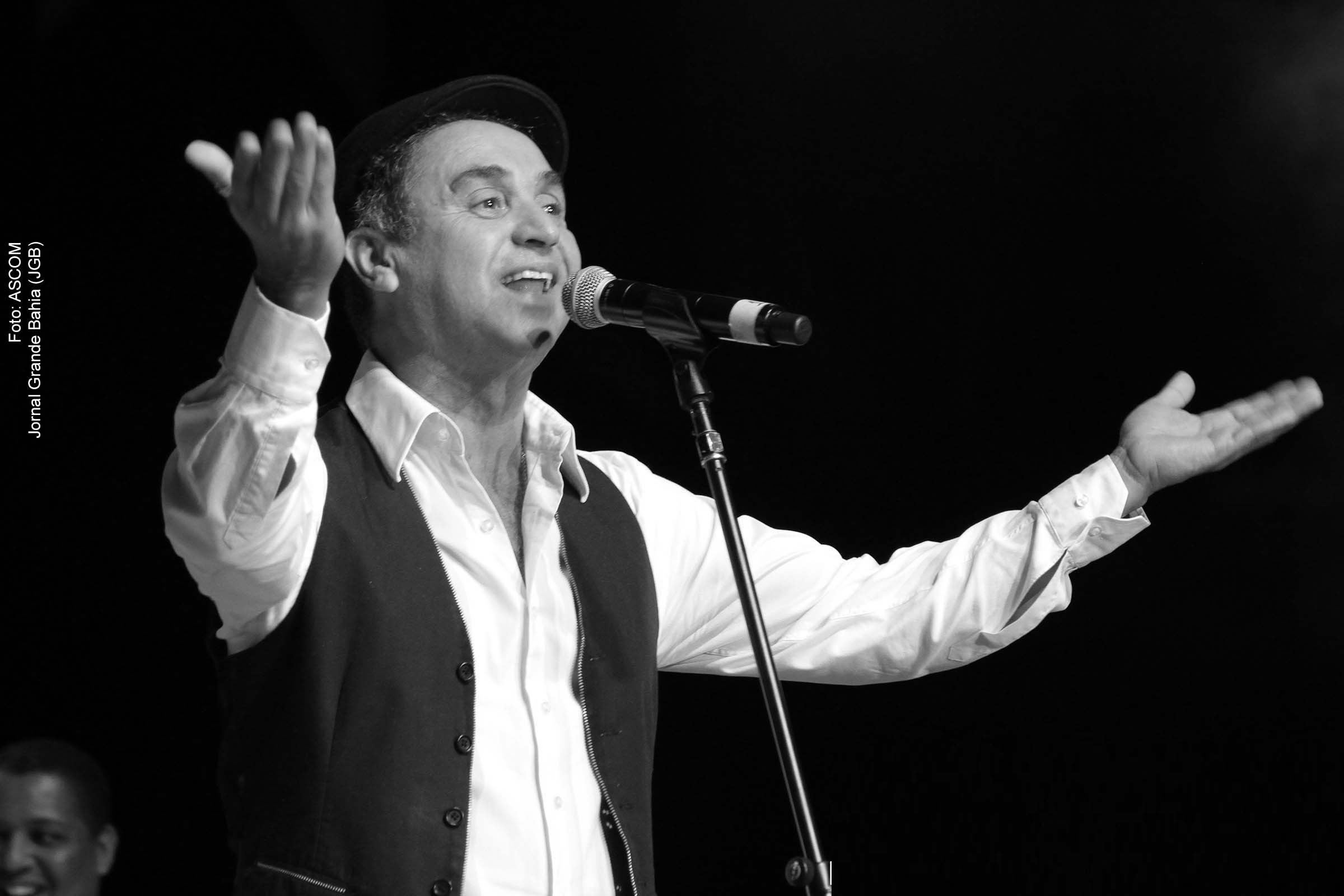 Missa de Sétimo Dia relembra legado do cantor e compositor Carlos Pitta.