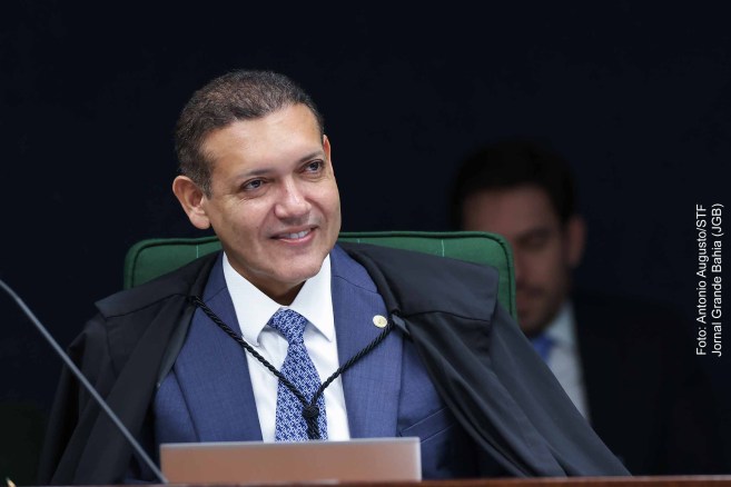 O ministro Kassio Nunes Marques, do Supremo Tribunal Federal, foi designado como relator da Operação Overclean, que investiga desvios milionários de recursos públicos e suposto envolvimento do deputado Elmar Nascimento.