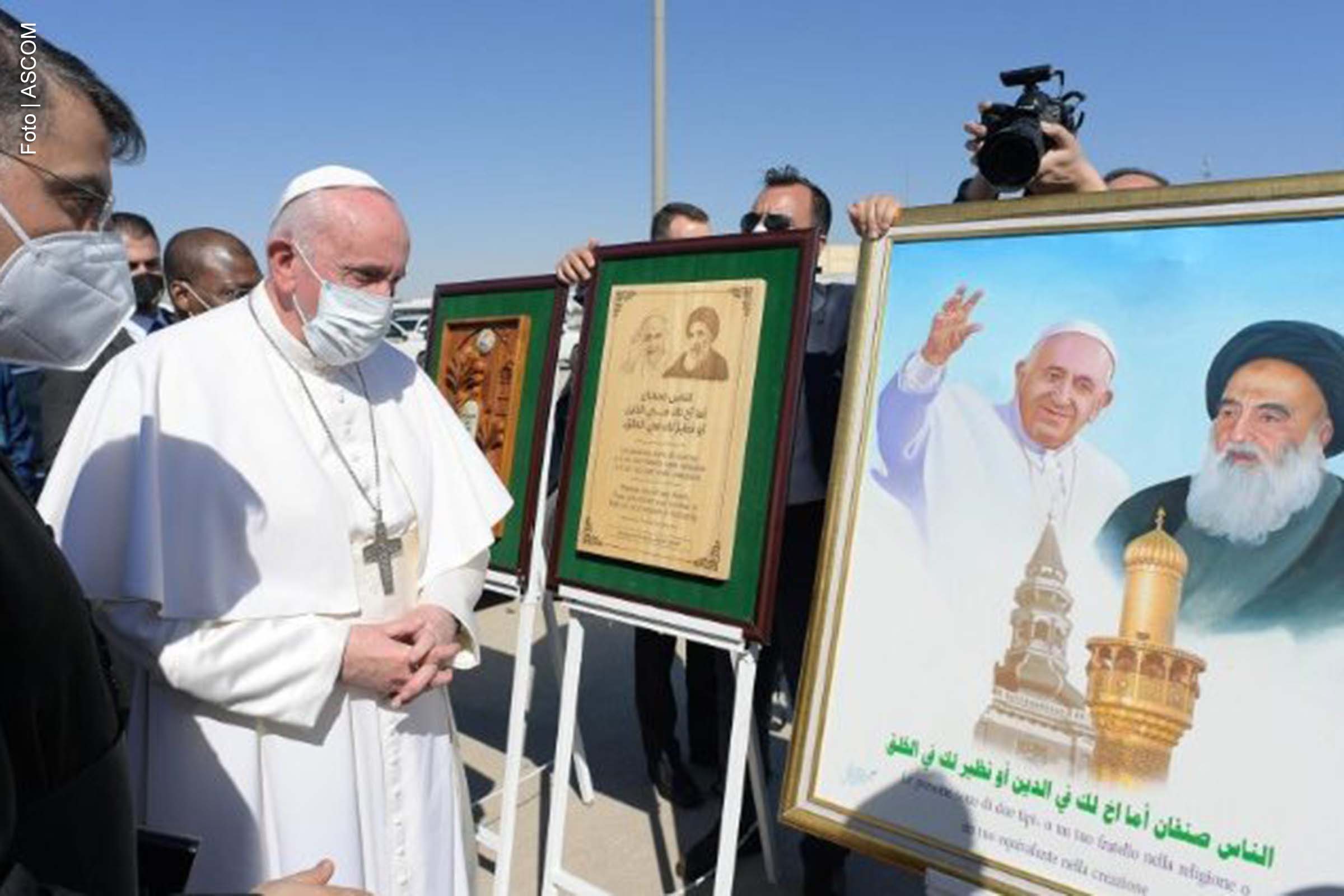 O Papa Francisco assinou o prefácio do livro "A Herança Cristã no Iraque", escrito pelo jornalista Matthias Kopp e publicado pela Editora Herder. A obra revisita a história do cristianismo no Iraque, destacando a visita apostólica de 2021 de Francisco ao país e o papel da diplomacia da Santa Sé em promover o diálogo inter-religioso. No texto, o Papa reflete sobre o potencial do Iraque e a importância de sua rica herança cristã, além de expressar solidariedade com a população local e os cristãos da região.