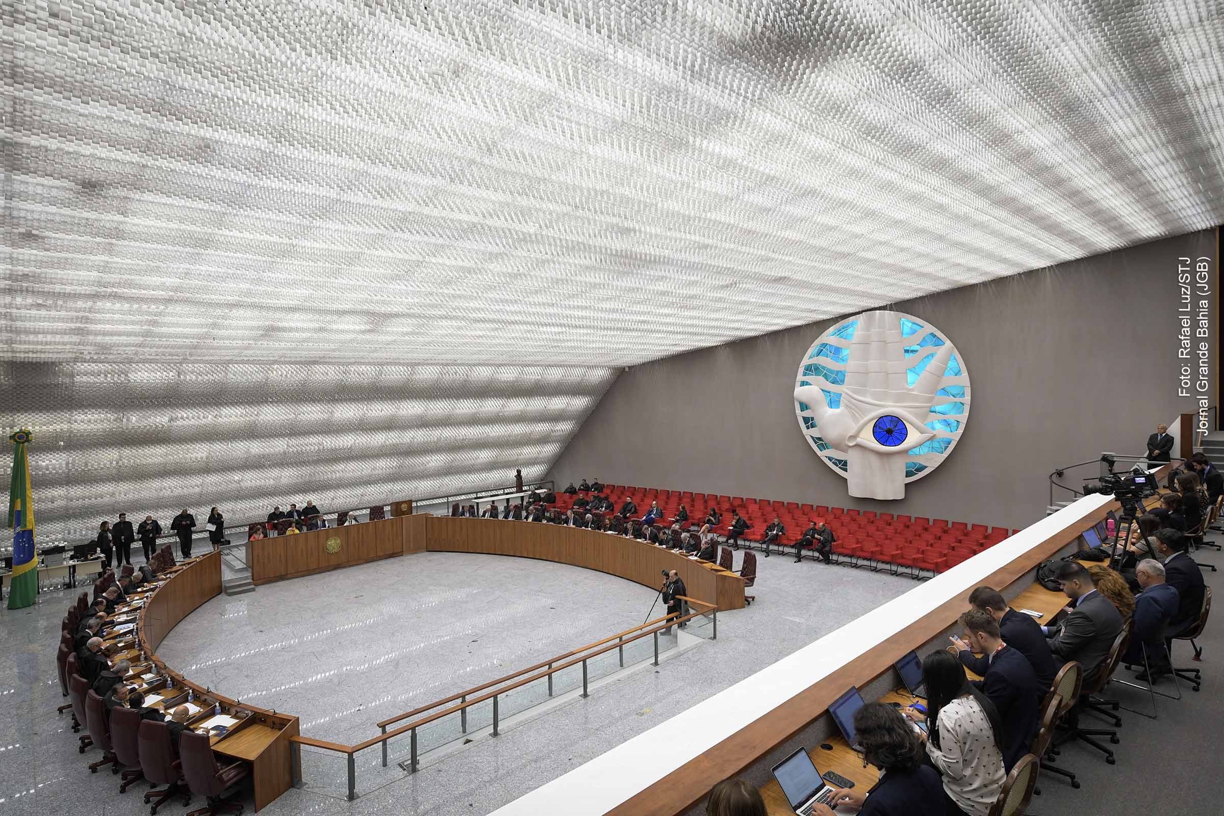 Ex-desembargadora questiona processo no STJ com atuação de advogada ligada a lobista investigado; Caso de Venda de Sentenças permanece sem solução