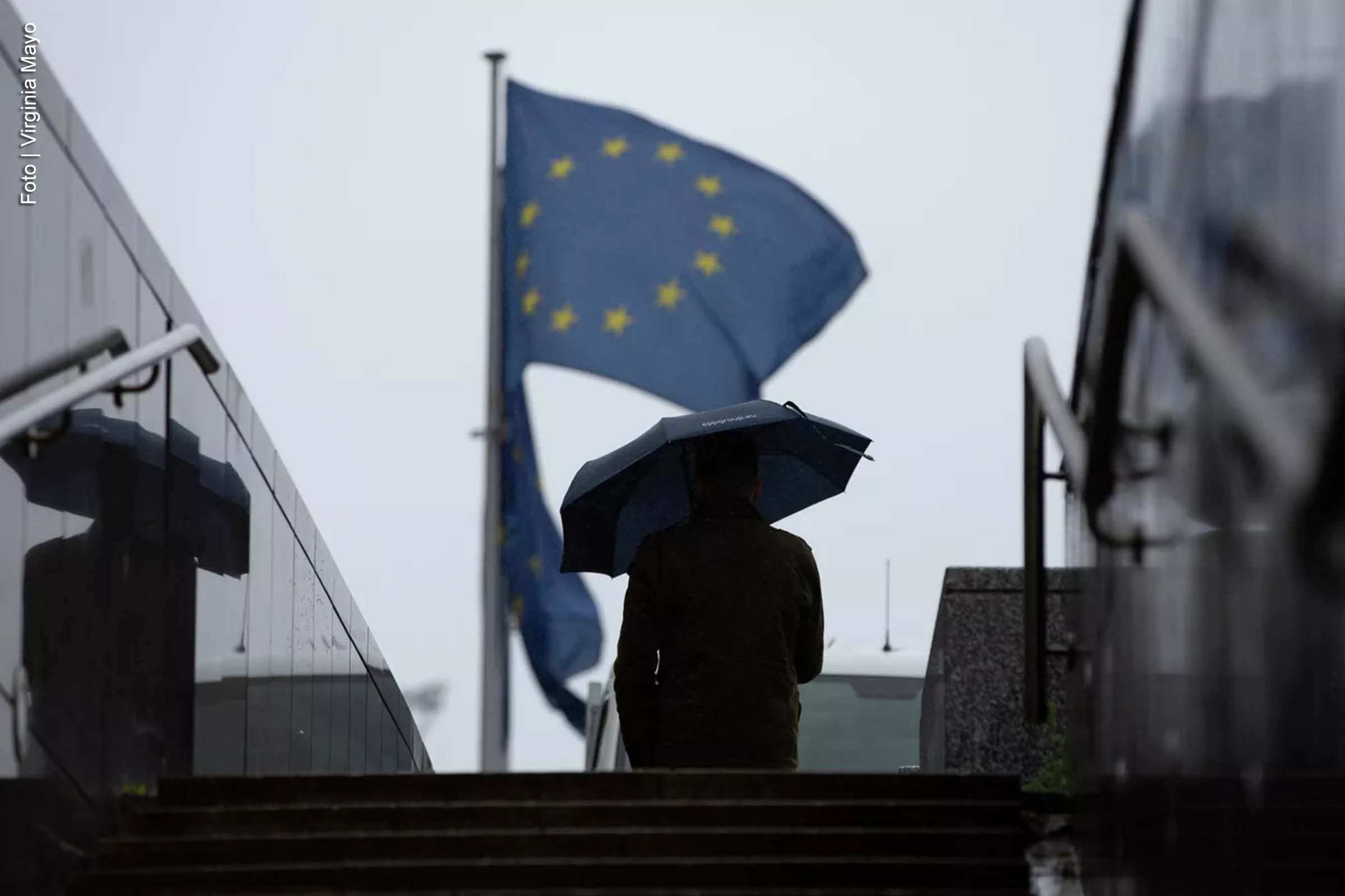 Publicação de L’Antidiplomatico destaca falhas estratégicas da Europa na guerra na Ucrânia e sua vulnerabilidade política e econômica.