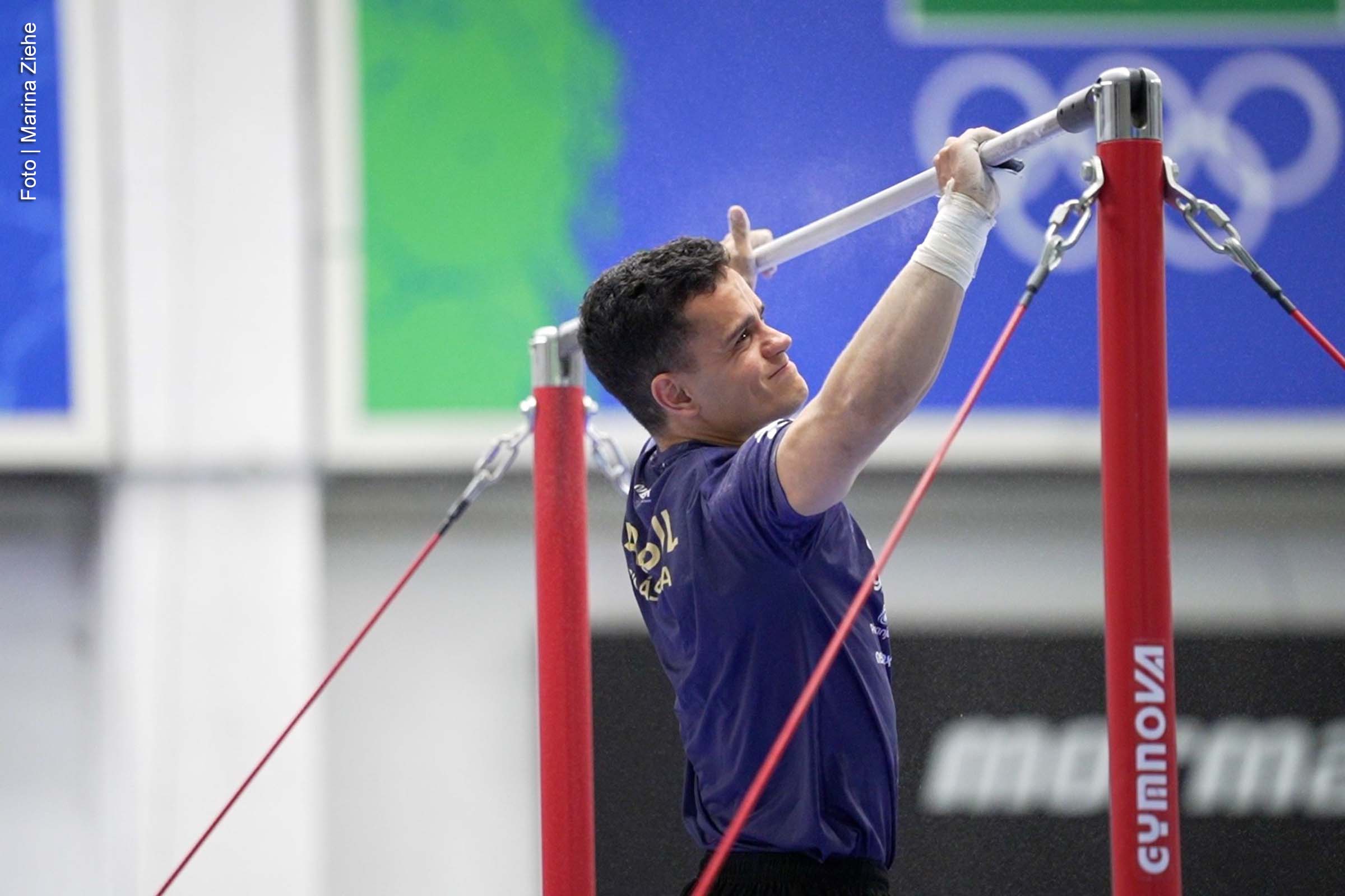 A seleção brasileira masculina de ginástica artística deu início ao seu primeiro camping de treinamento do novo ciclo olímpico, com foco nos Jogos Olímpicos de Los Angeles 2028. Sob a liderança das referências olímpicas Arthur Nory e Caio Souza, o time reúne atletas experientes e jovens promissores. O treinamento acontece no Centro de Treinamento (CT) do Time Brasil, no Rio de Janeiro, e visa preparar os atletas para as competições de 2025, com destaque para o Mundial de Ginástica Artística, previsto para outubro na Indonésia.