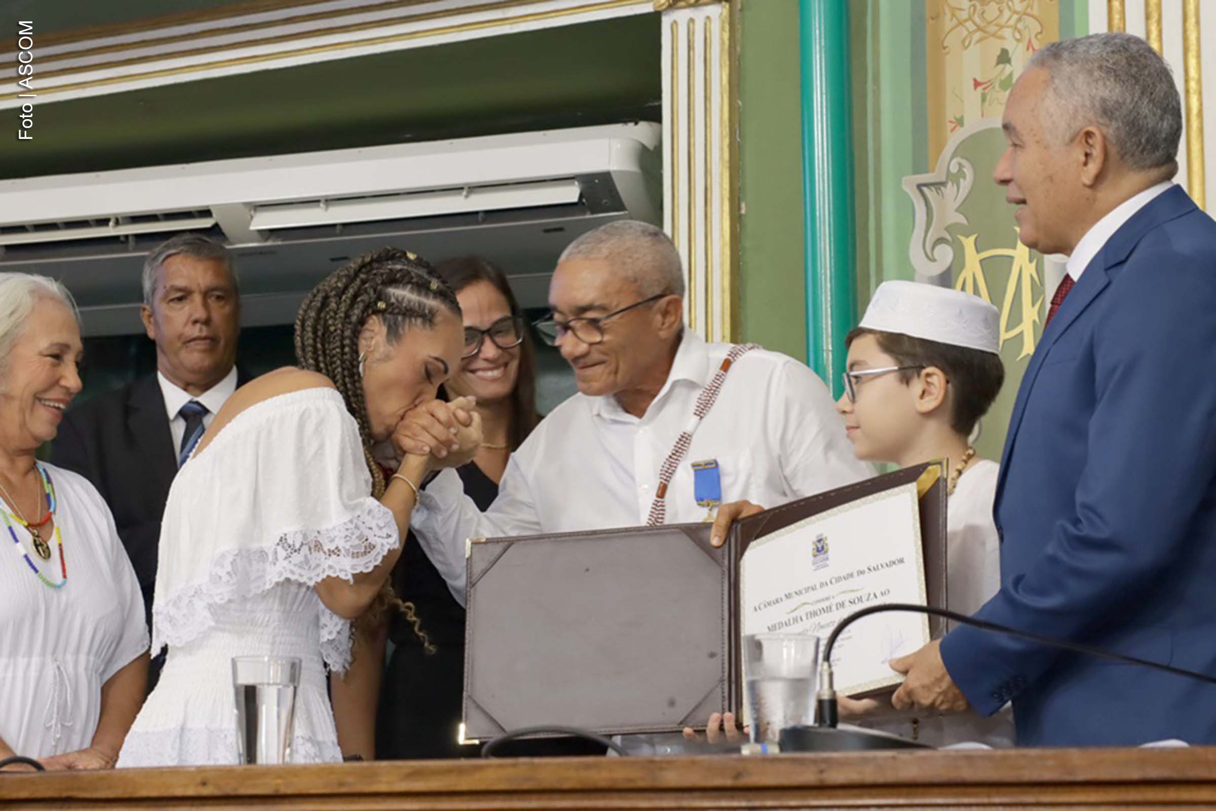 O sacerdote coordena ações assistenciais que beneficiam 550 famílias e reforçou seu compromisso com a comunidade.