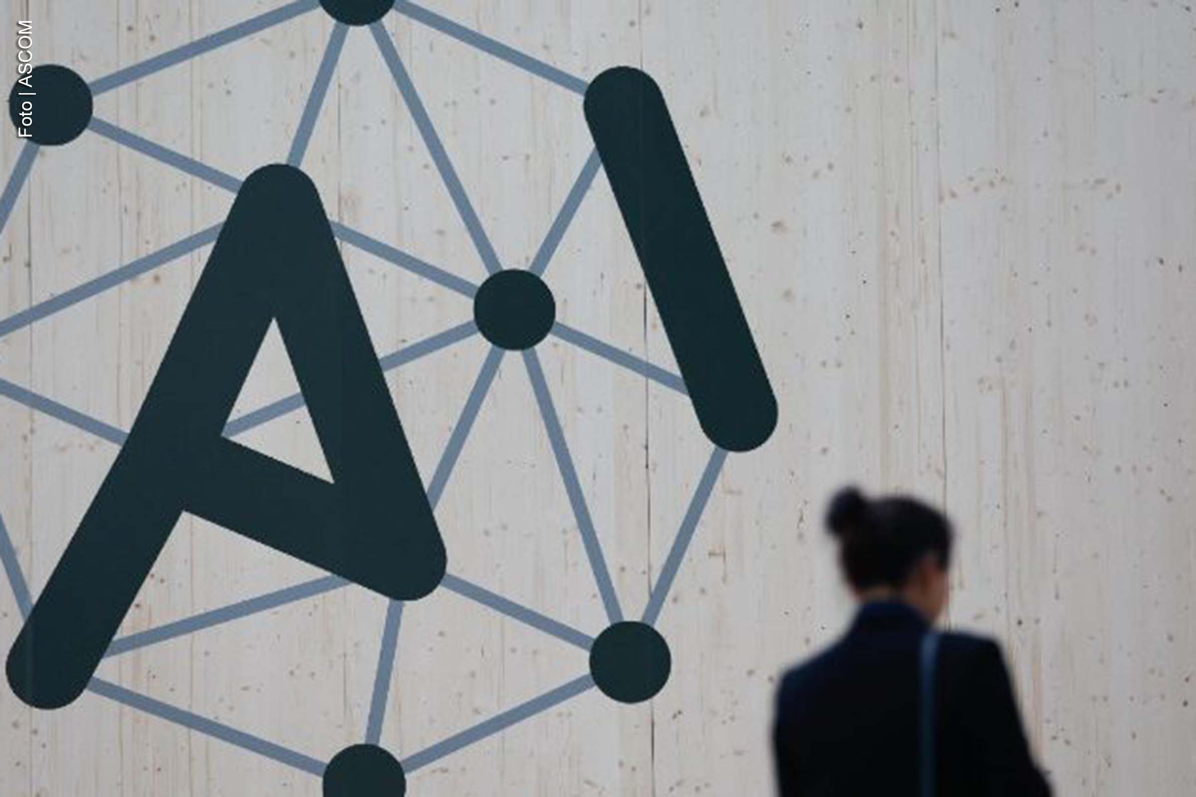 O Papa Francisco enviou uma mensagem à Cúpula de Ação sobre Inteligência Artificial, realizada em Paris, enfatizando a necessidade de um uso ético e responsável da tecnologia. O Pontífice destacou que a inteligência artificial deve servir ao bem comum, promovendo a redução da pobreza, a preservação cultural e a sustentabilidade ambiental. Além disso, alertou para os riscos de manipulação e exclusão social associados ao avanço tecnológico.