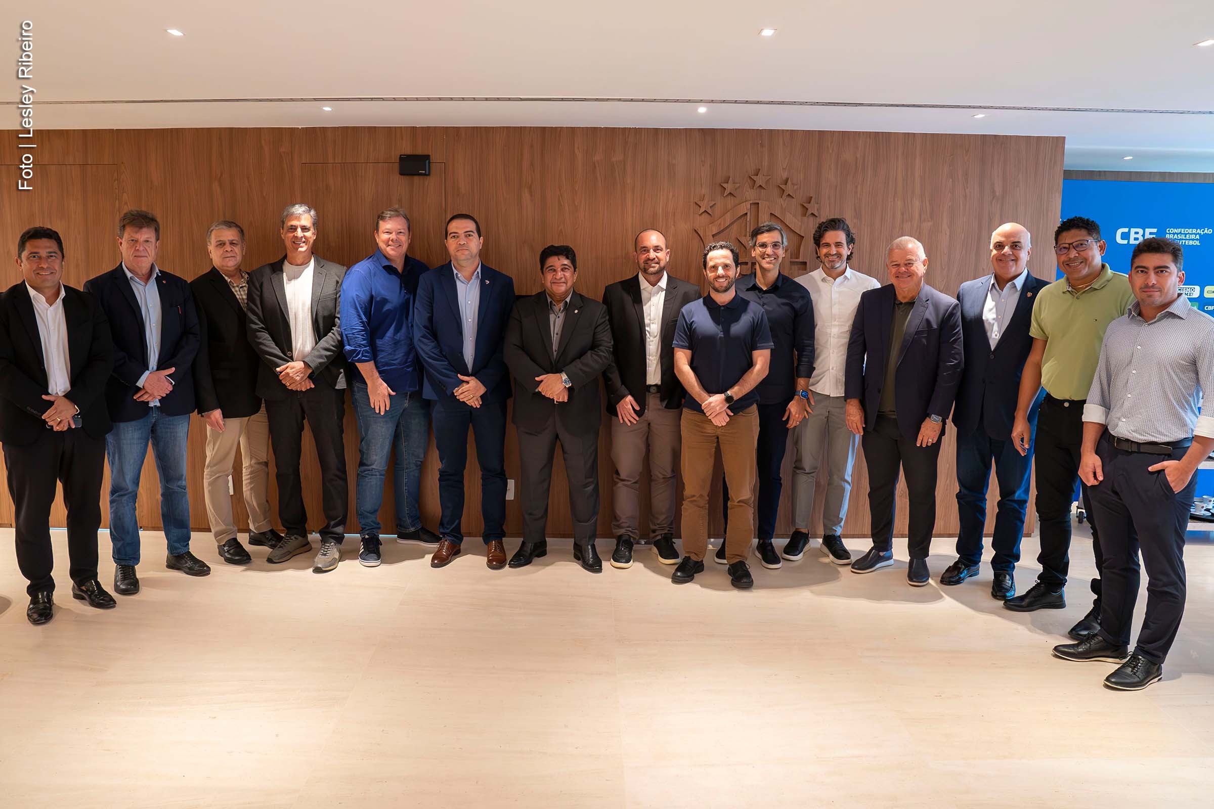 Reunião com representantes de 12 clubes aborda temas técnicos e pautas para o desenvolvimento do futebol nacional.