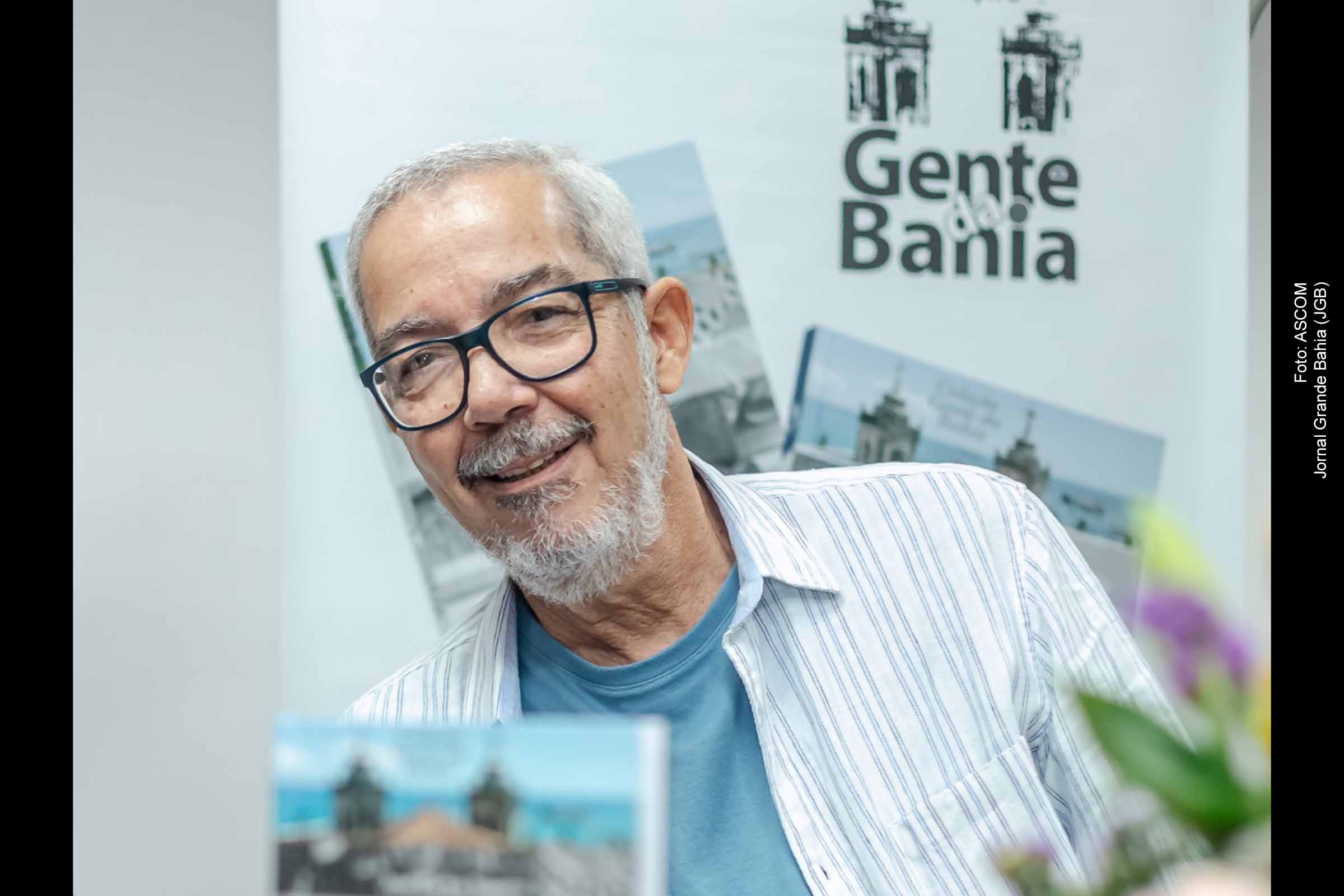 Estrutura da Sala de Imprensa do Carnaval de Salvador 2025, que homenageia o jornalista José Carlos Teixeira.