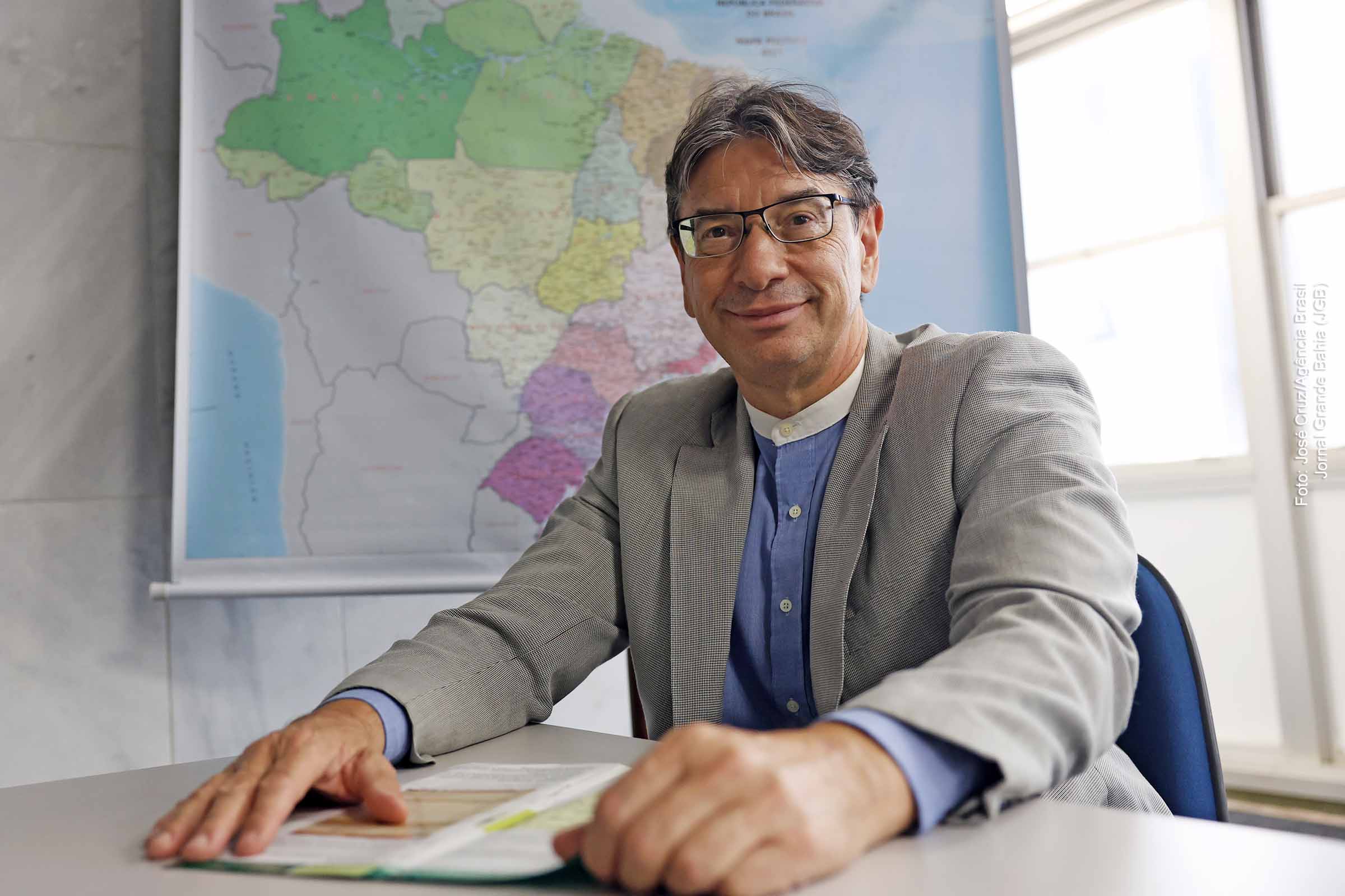 Crise no IBGE: Embate entre servidores e gestão afeta cenário político e econômico