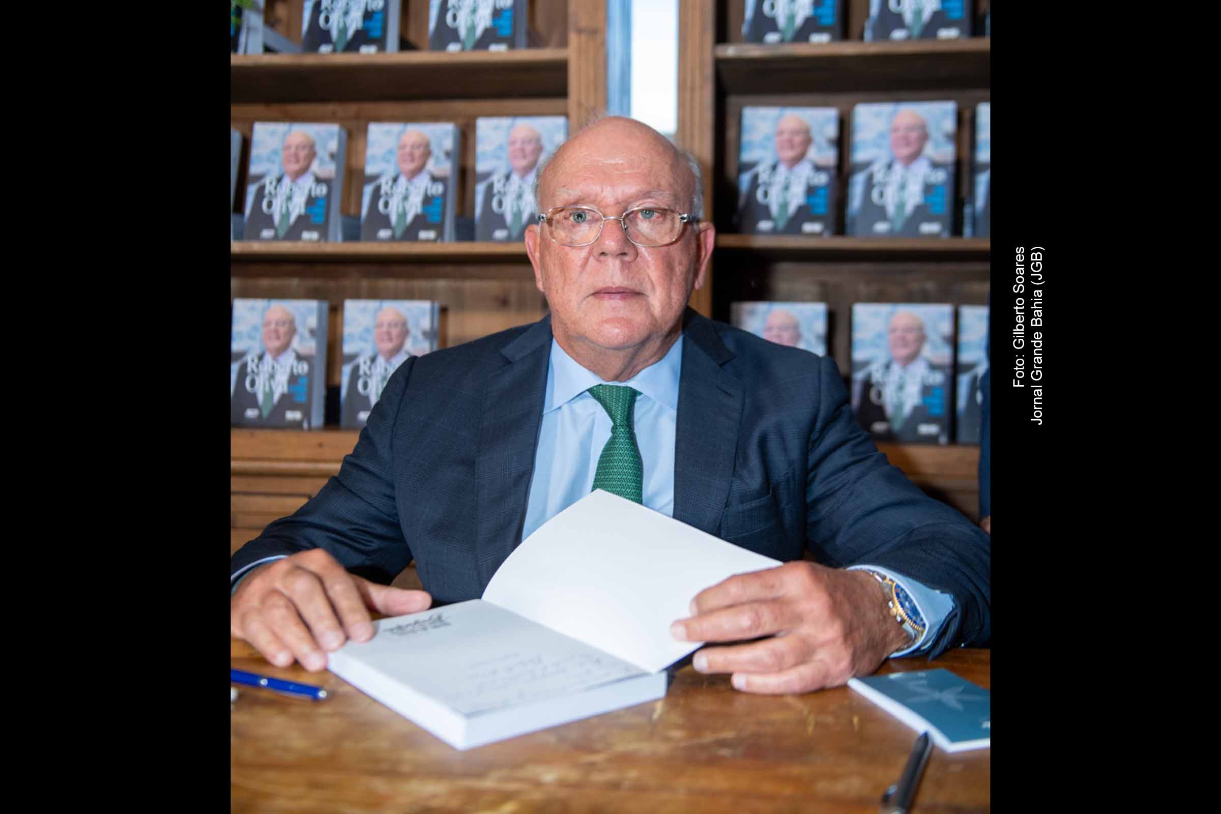 Biografia de Roberto Oliva é lançada em Brasília; Empresário é fundador da Intermarítima
