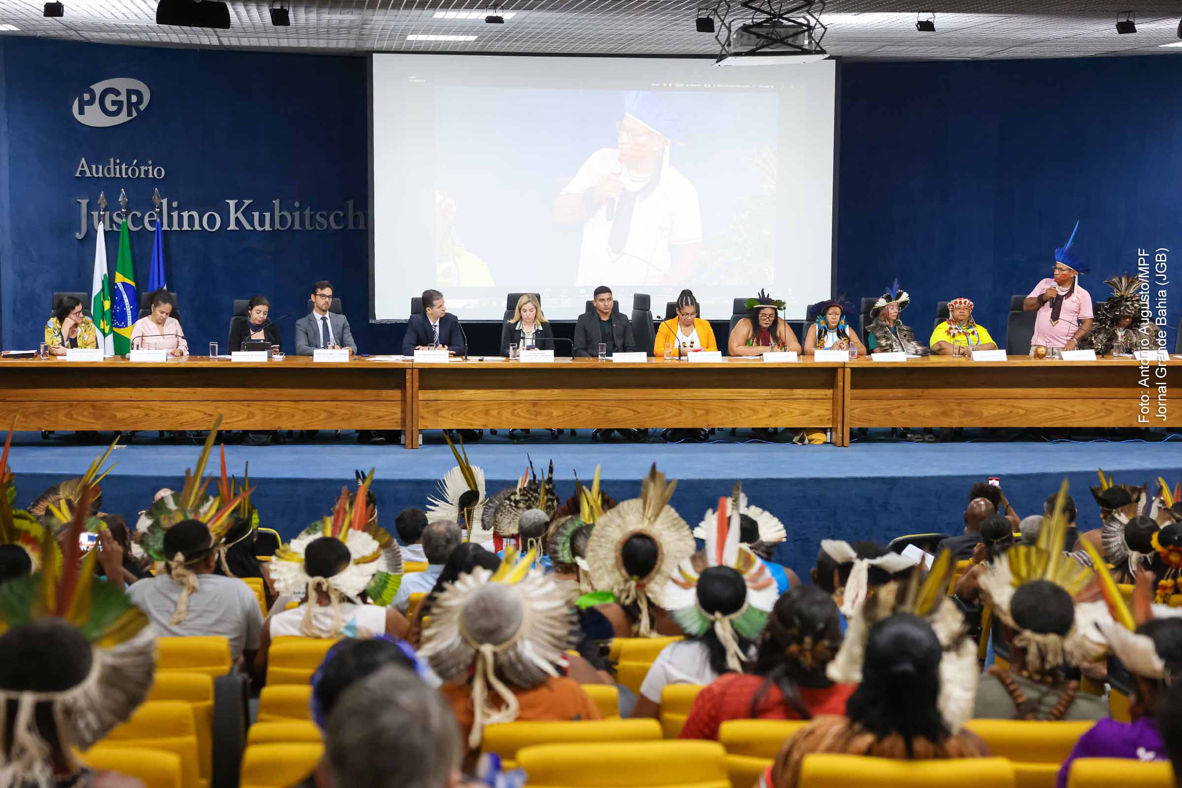 MPF reforça urgência na demarcação de terras indígenas no Sul da Bahia durante audiência pública na sede da PGR