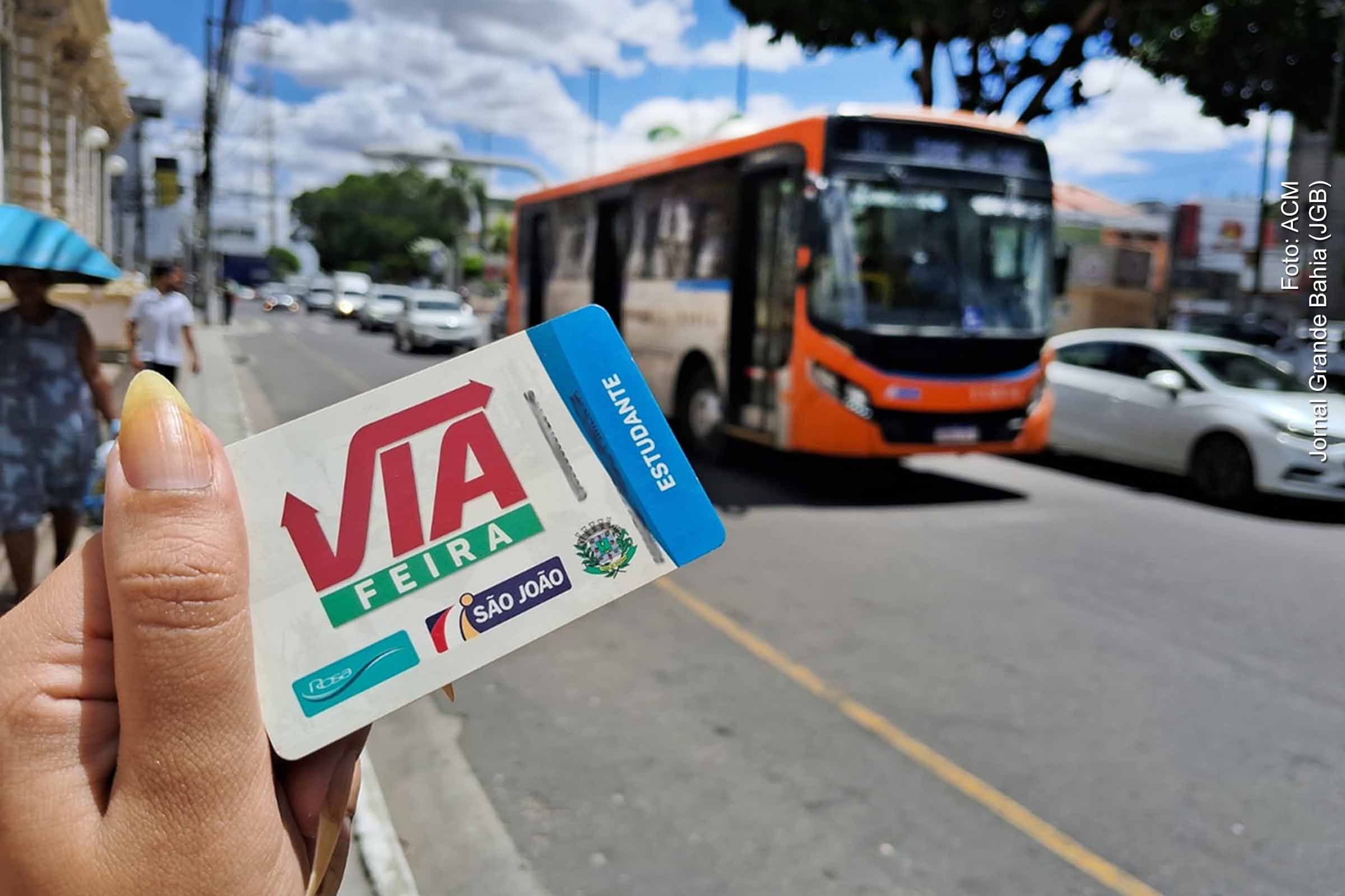 Mais de 7 mil estudantes ainda não revalidaram o Cartão Via Feira em Feira de Santana