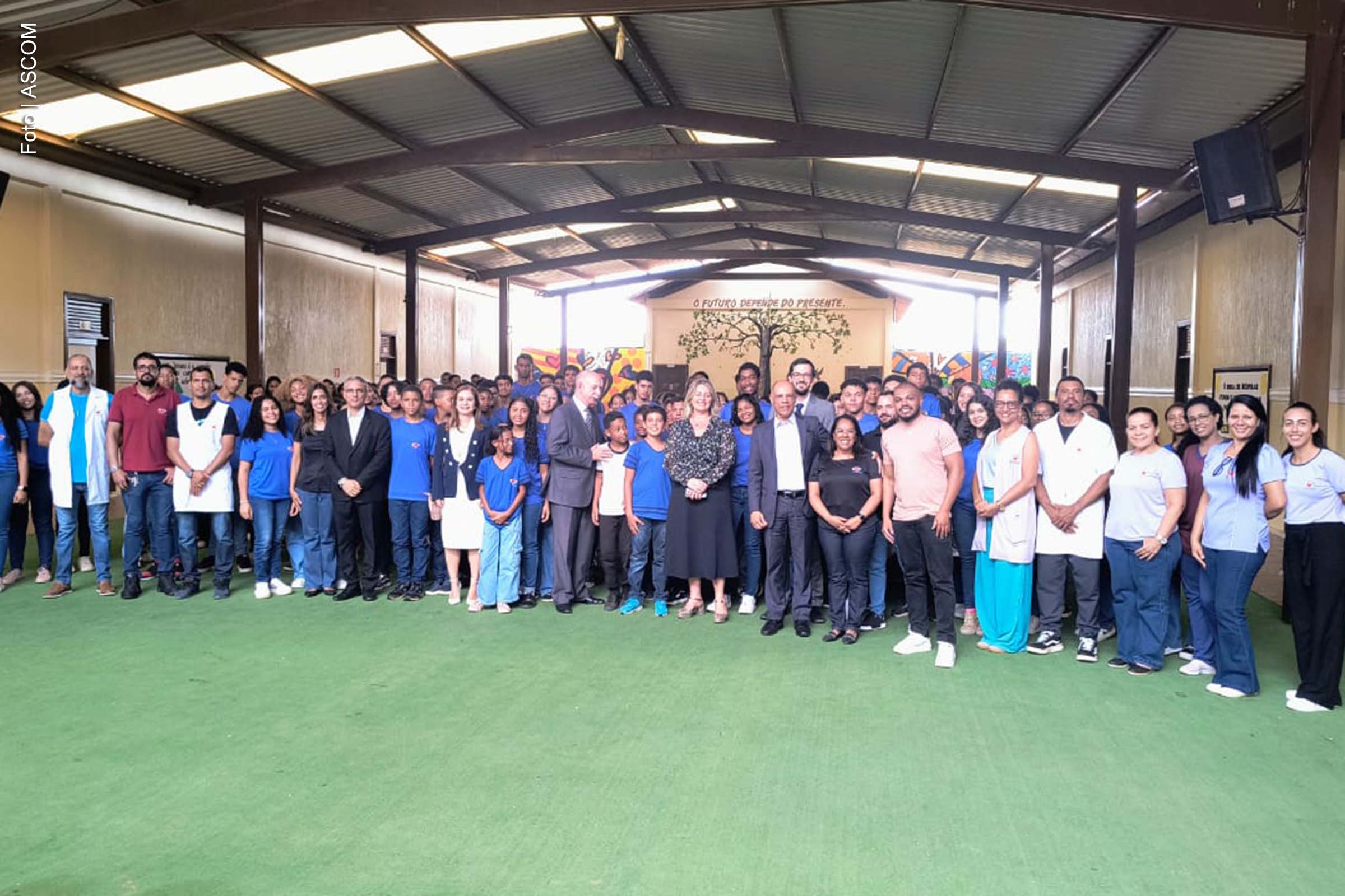 Desembargador Salomão Resedá conhece as instalações e avalia parceria para beneficiar crianças e adolescentes.