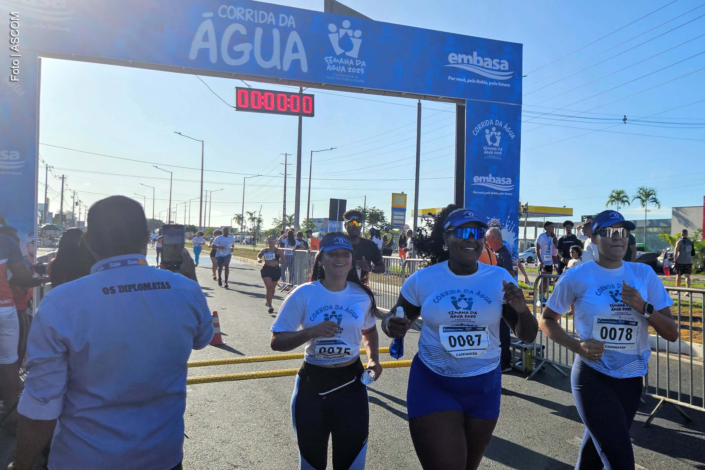 Evento promovido pela Embasa encerra a Semana da Água 2025 com grande participação.