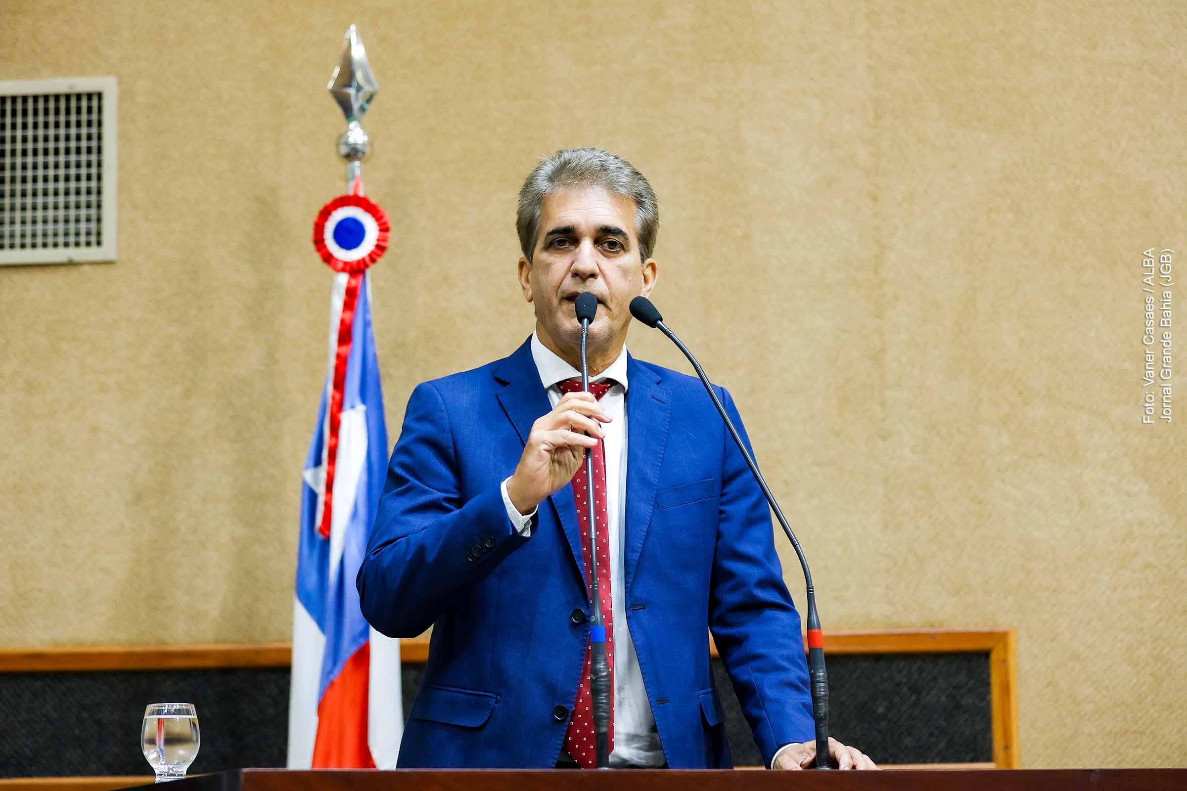 Indicação parlamentar de Robinson Almeida propõe ampliação da fiscalização nos serviços prestados pela Coelba