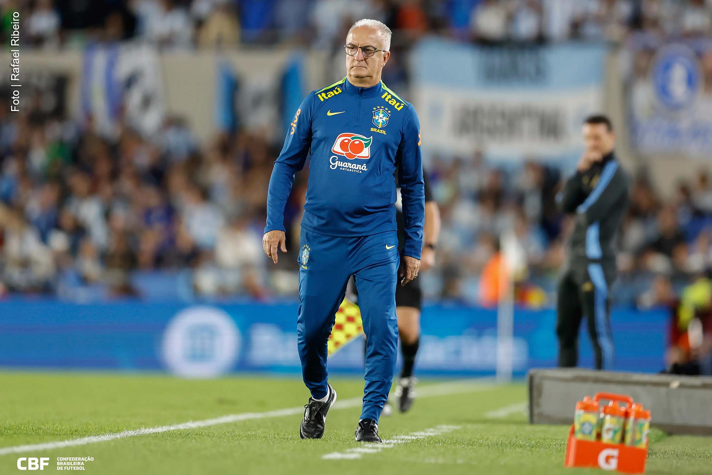 Treinador admite desempenho abaixo do esperado e destaca dificuldades enfrentadas no jogo em Buenos Aires.