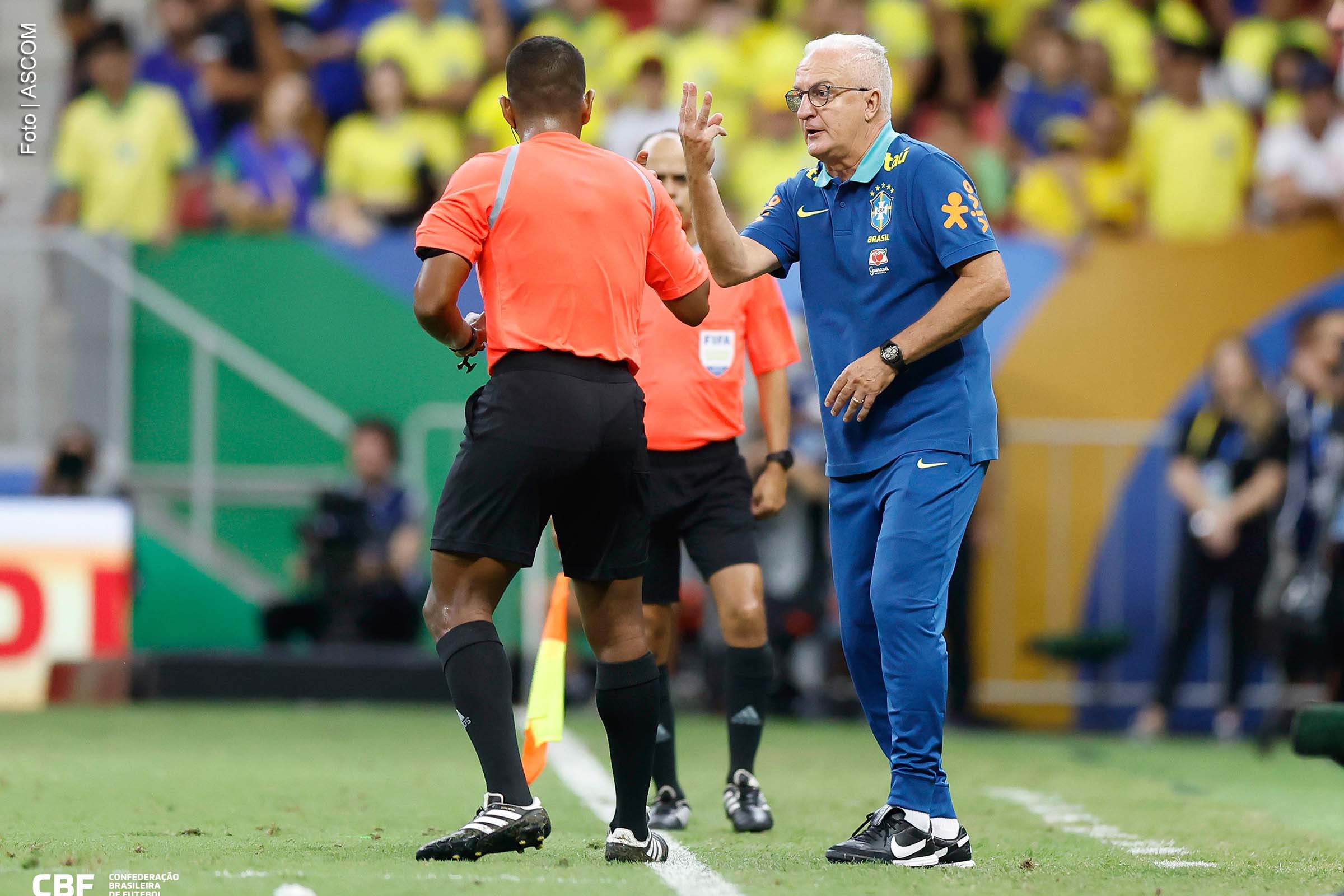 Treinador analisa a vitória contra a Colômbia e projeta confronto difícil contra a Argentina.
